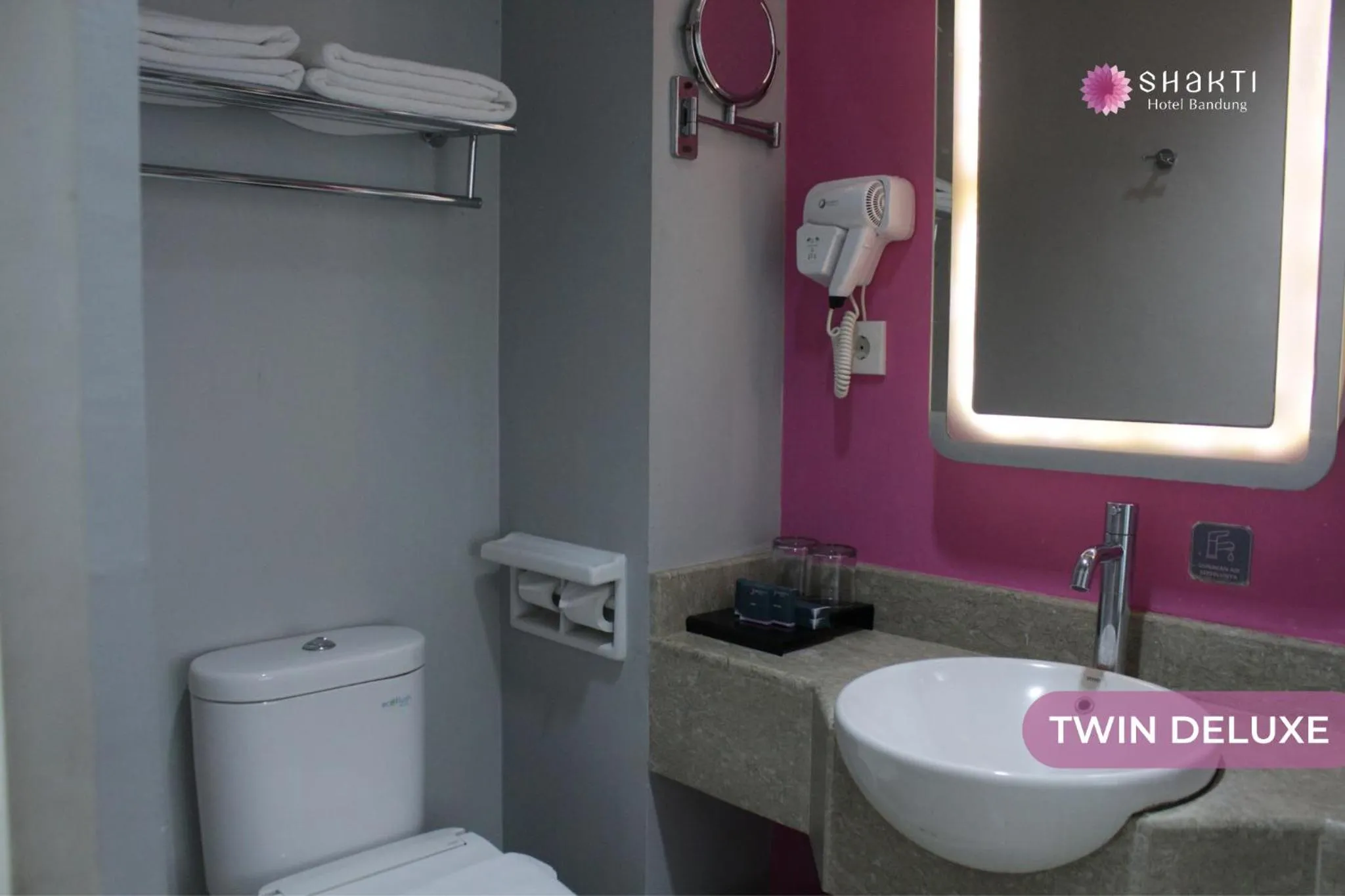 Bathroom in Shakti Hotel Bandung
