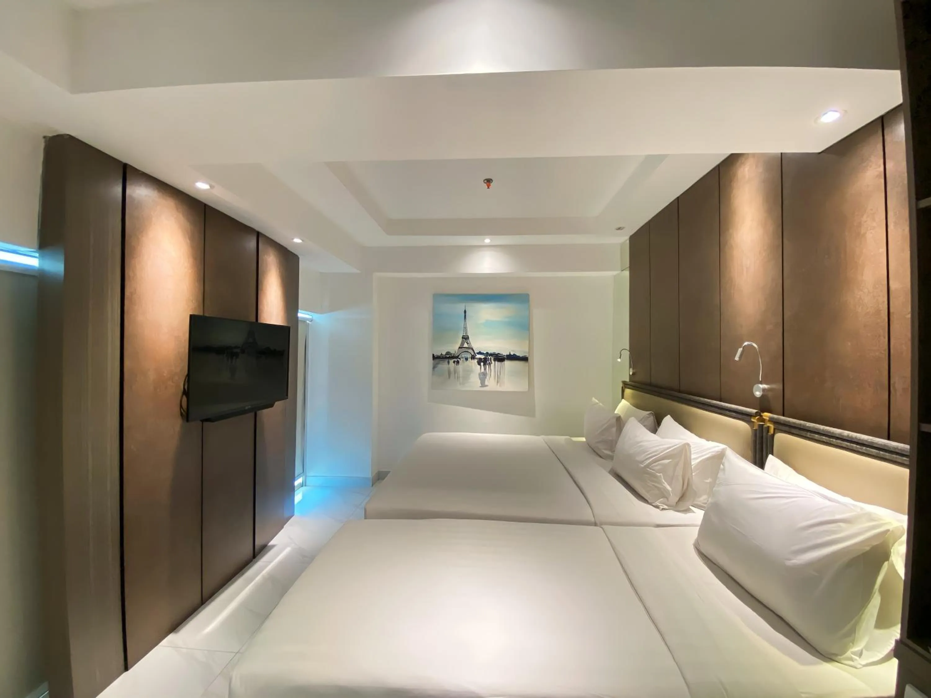 Bed in Shakti Hotel Bandung