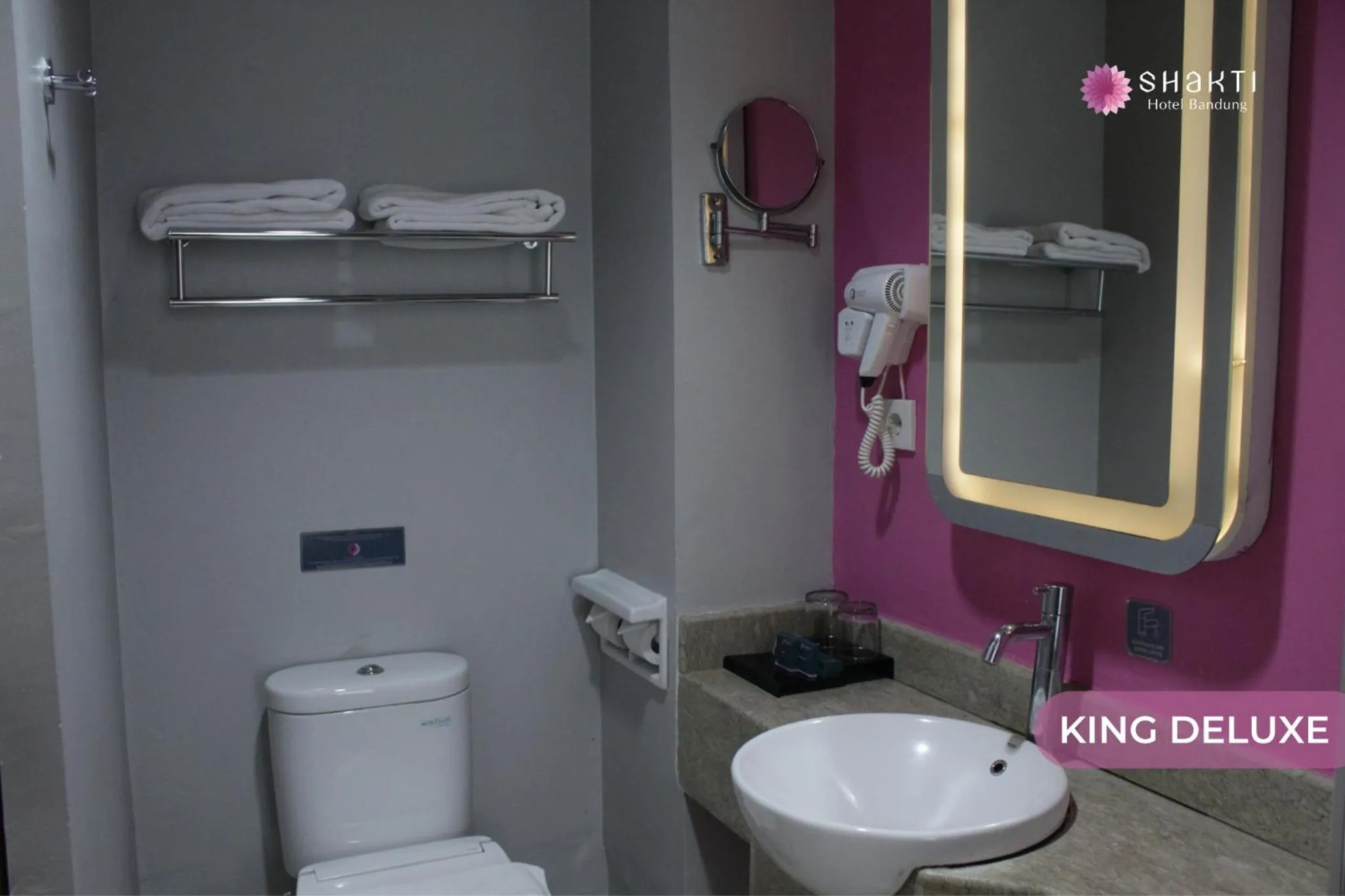 Bathroom in Shakti Hotel Bandung