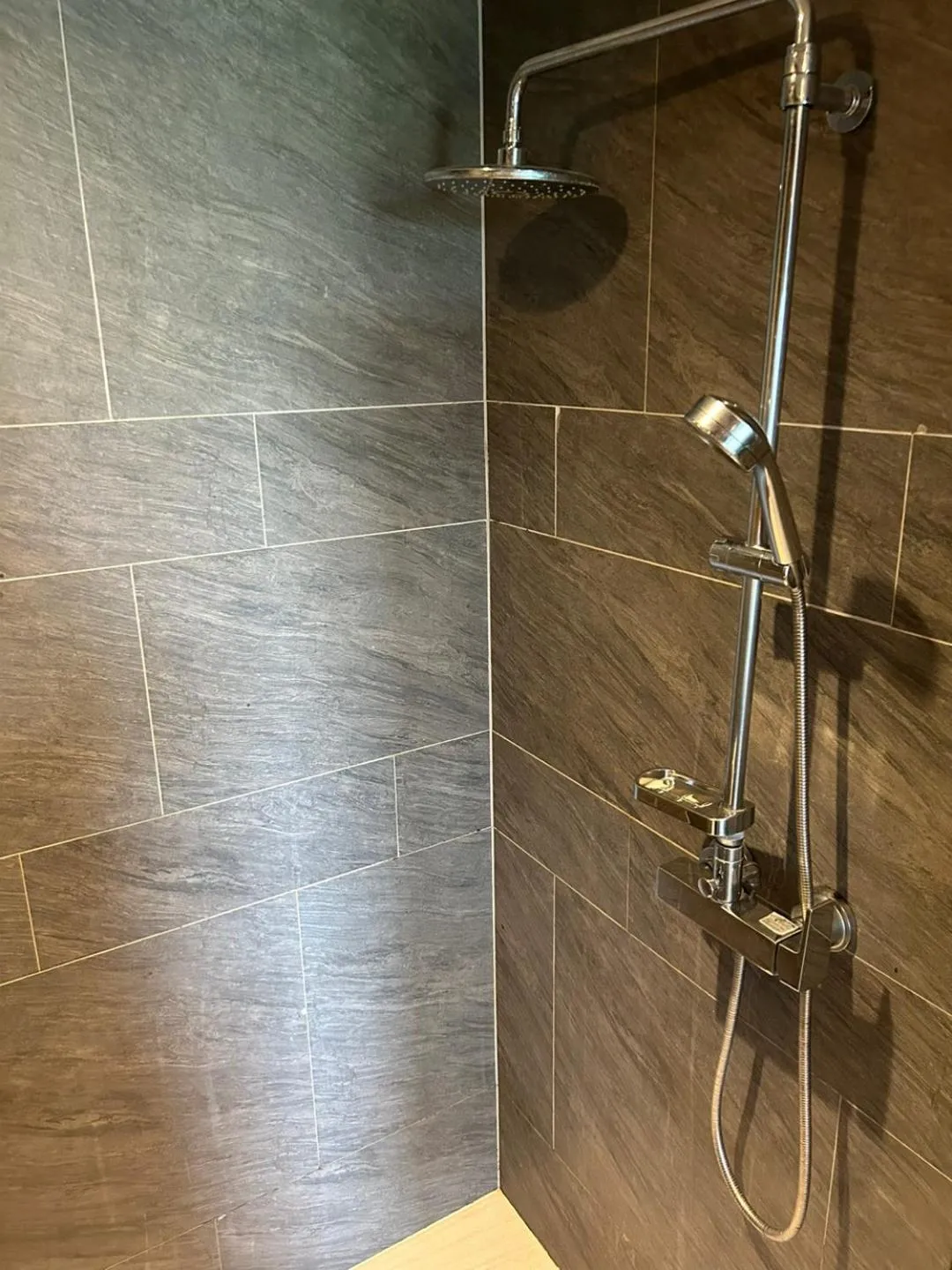 Bathroom in Sungsan Marina Hotel