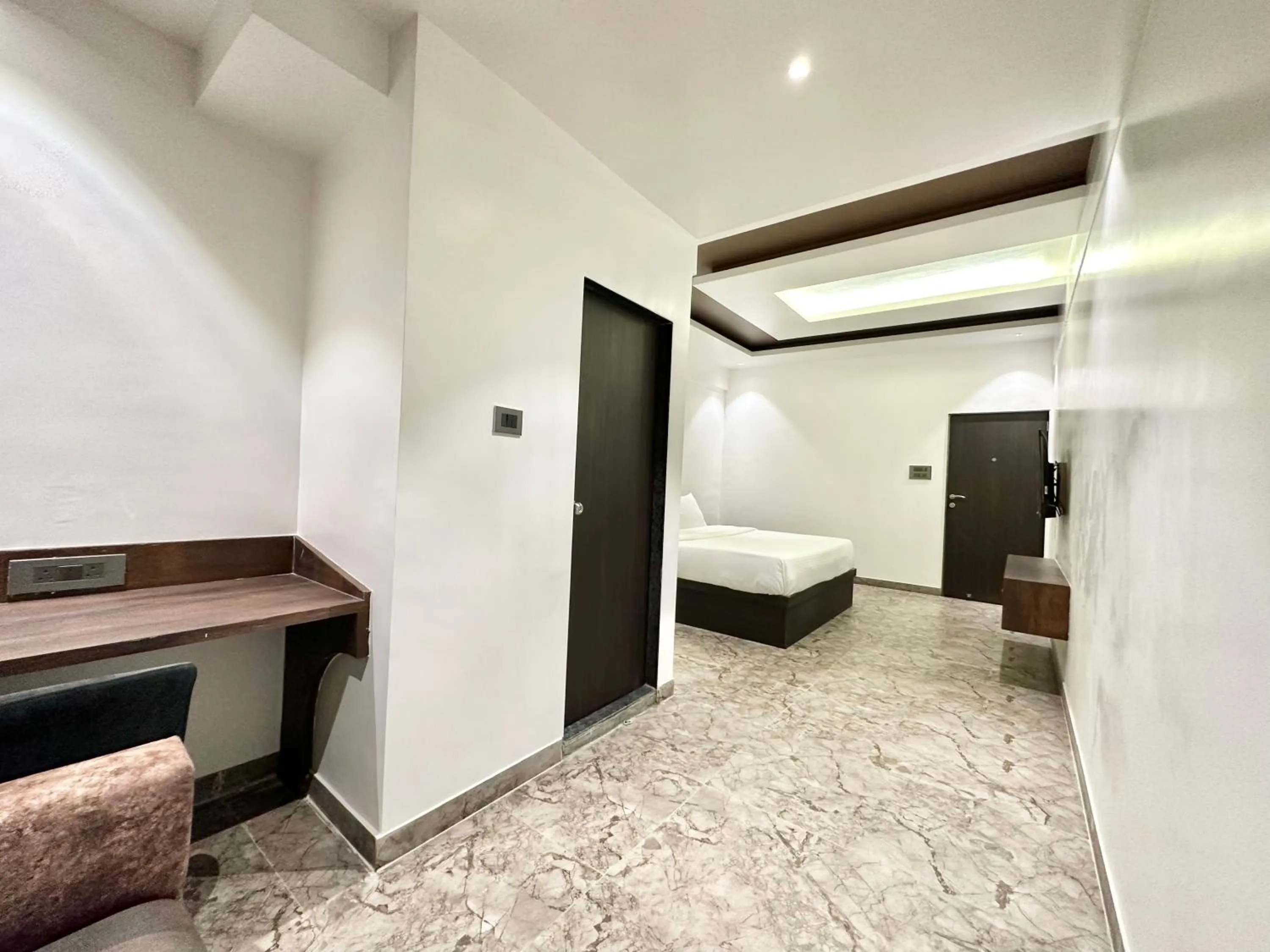 Bed in TAKHT- Executive Suites and Rooms