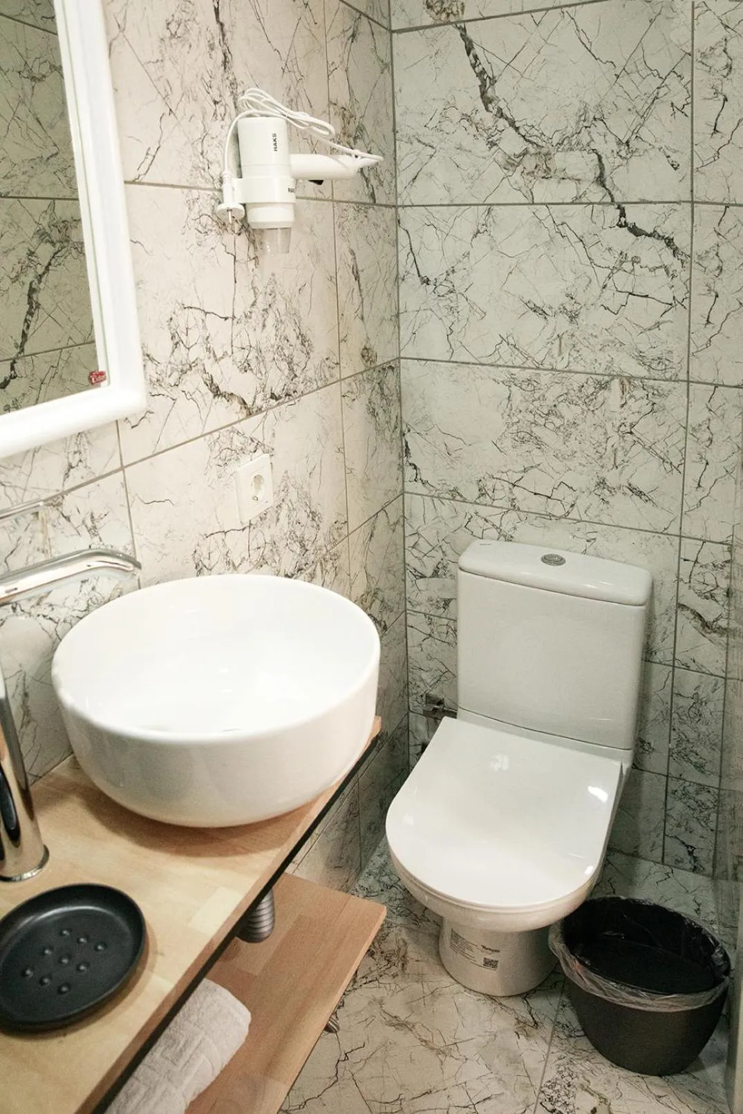 Toilet in Beans House Suite 8-26