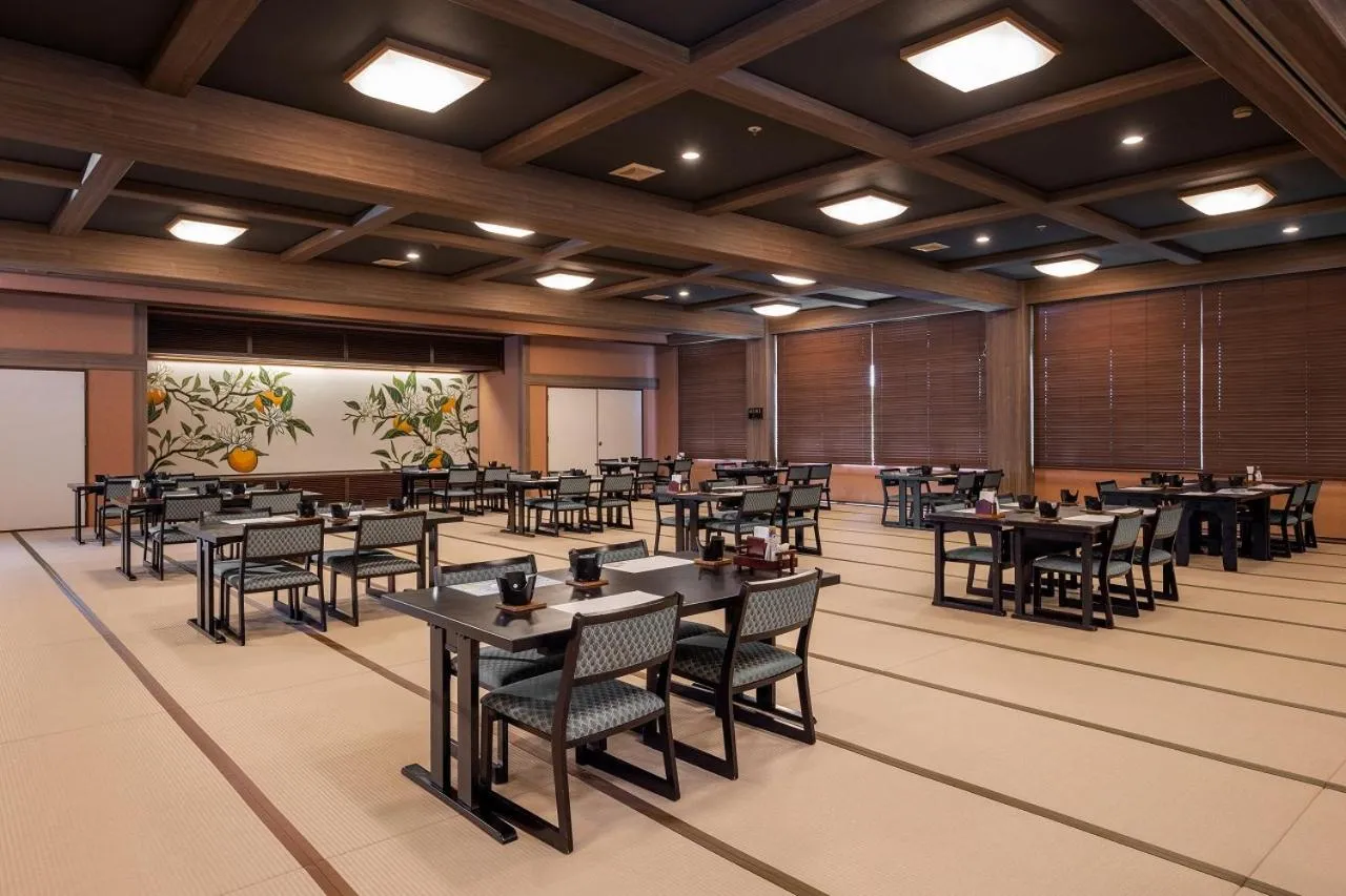 Restaurant/places to eat in Higaki Hotel