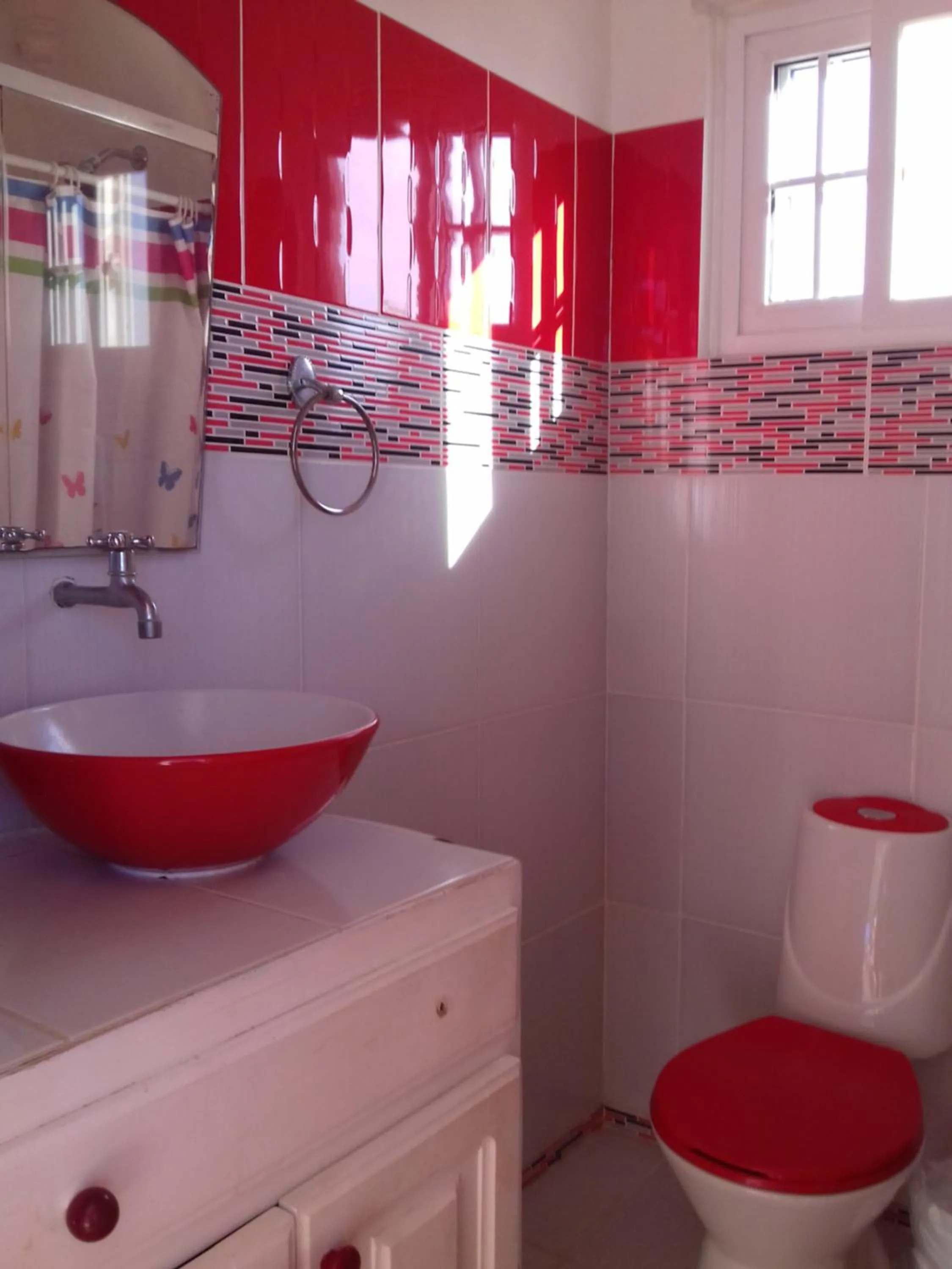 Shower in Cabañas Sherlley