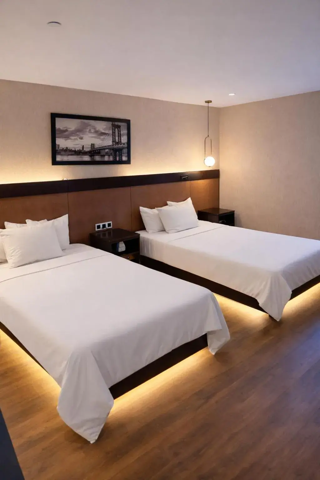 Bed in Hotel Mirage Brooklyn Bed in Hotel Mirage Brooklyn