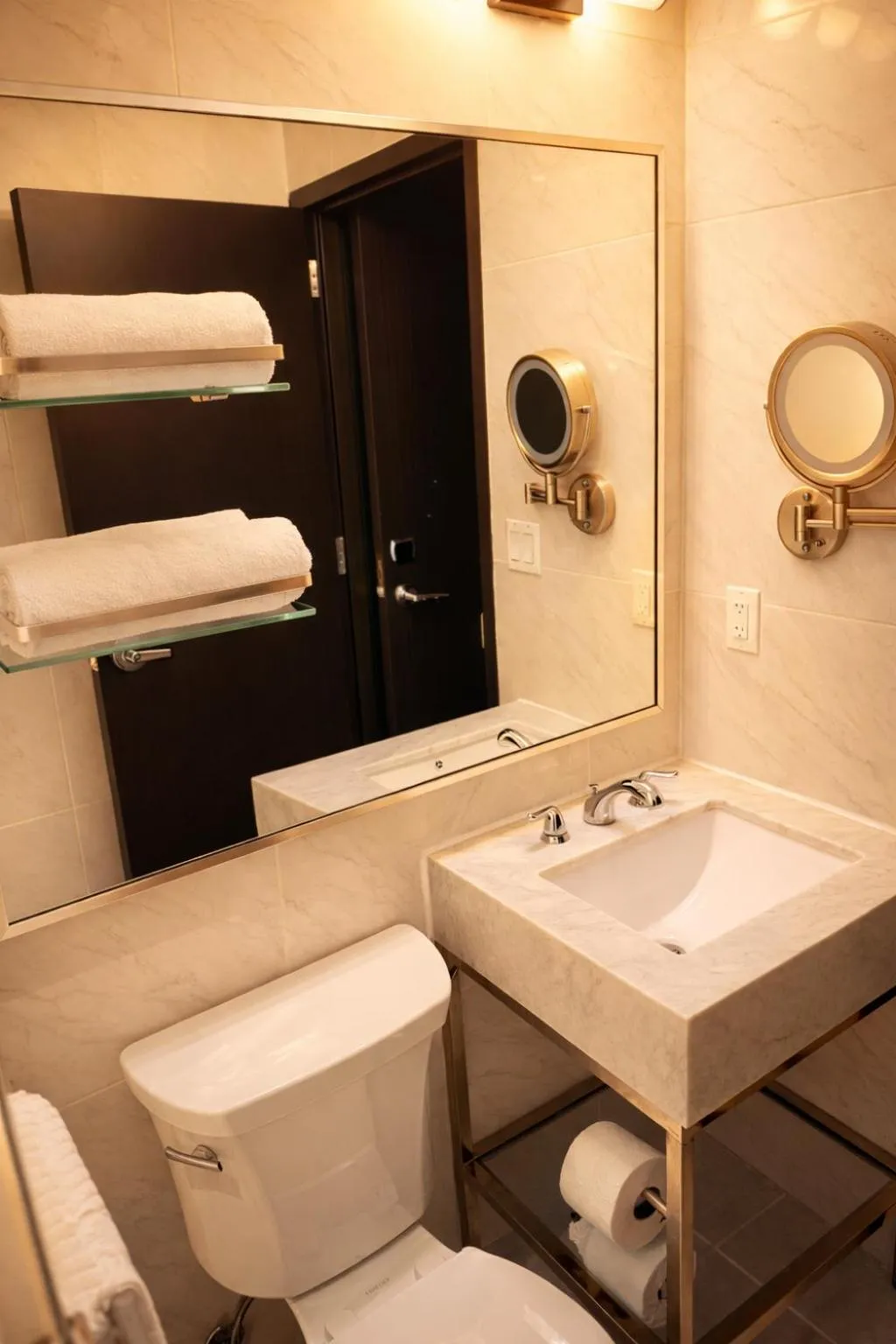 Hotel Mirage Brooklyn