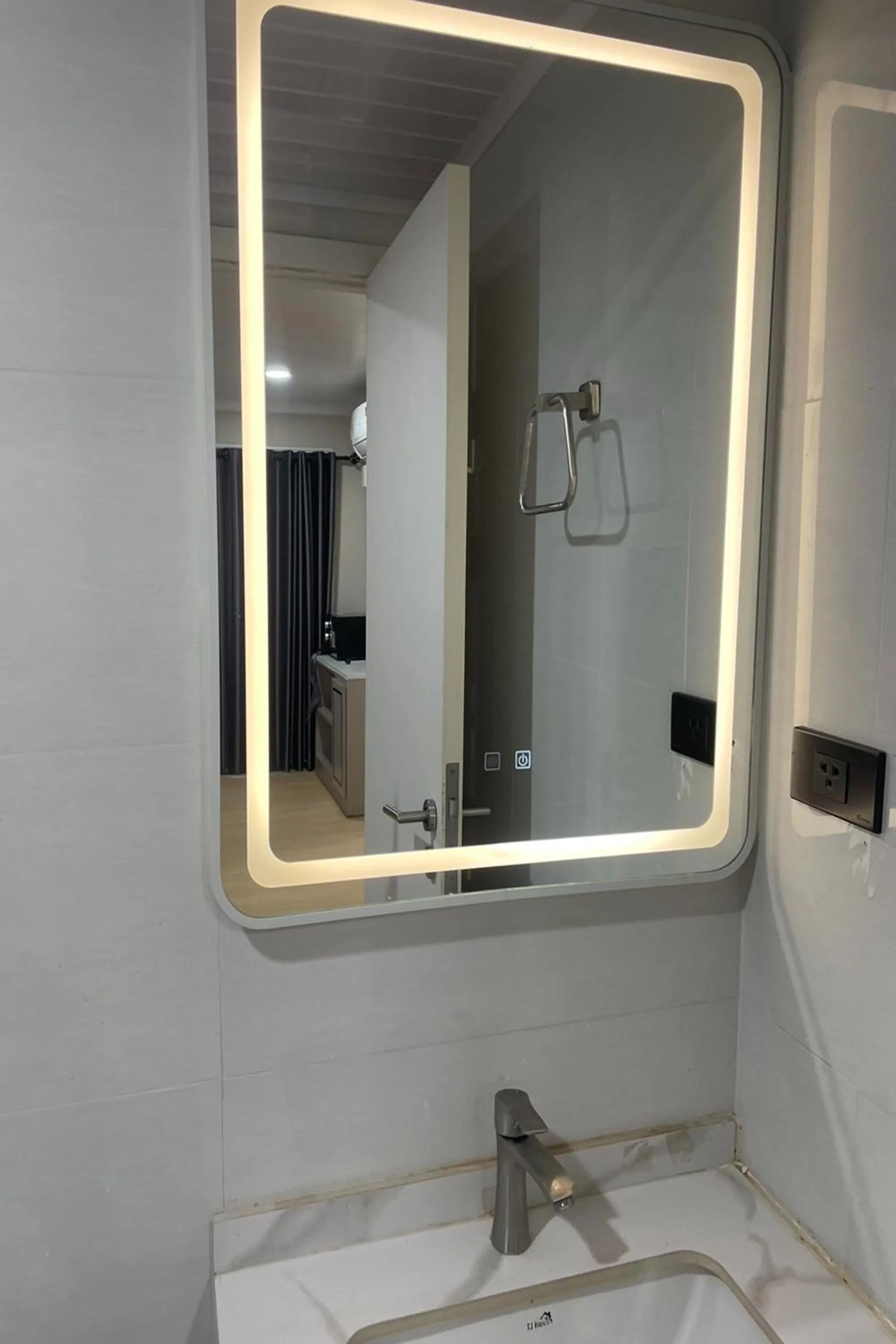 Bathroom in TJ 4711 Residence