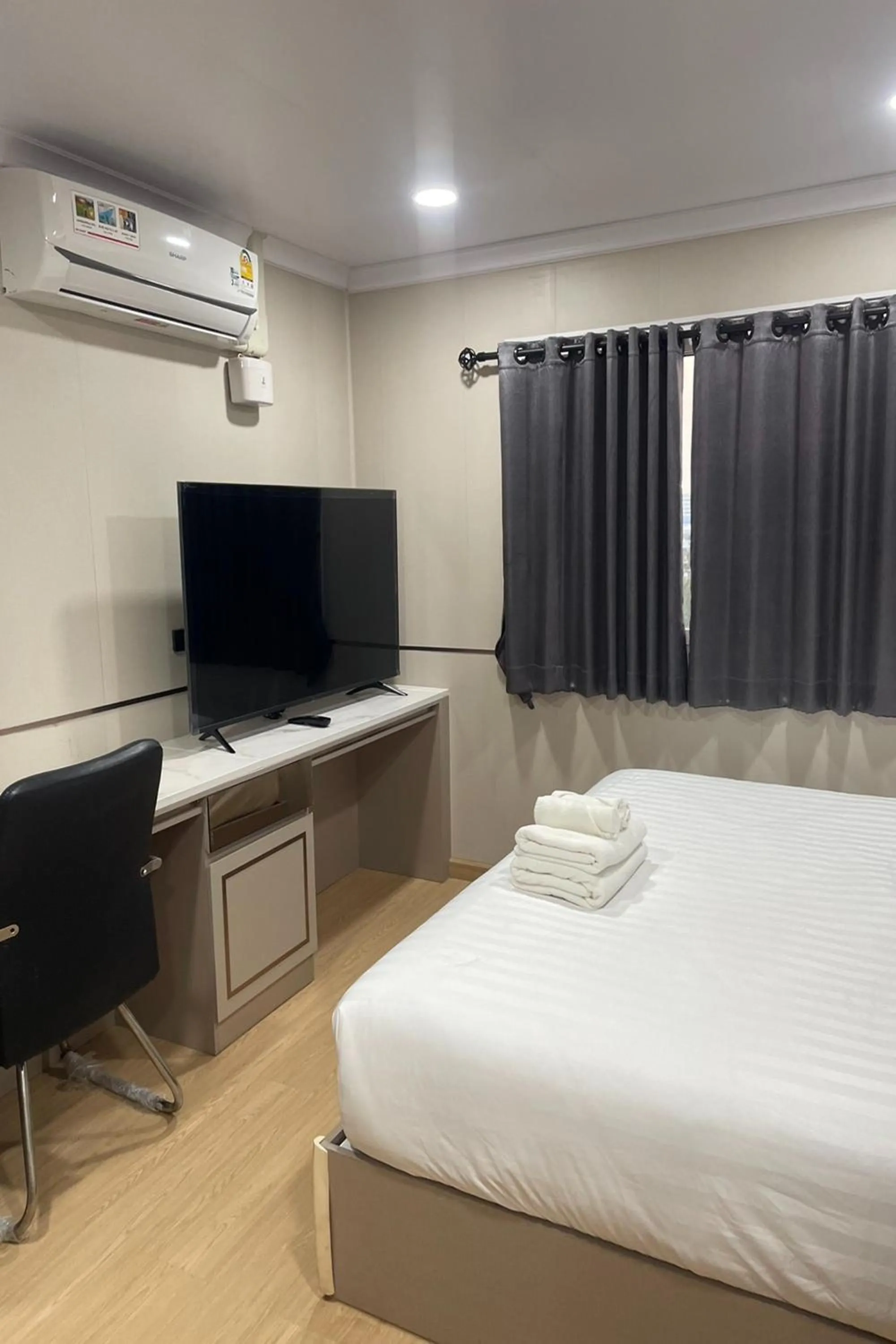 Bedroom, Bed in TJ 4711 Residence