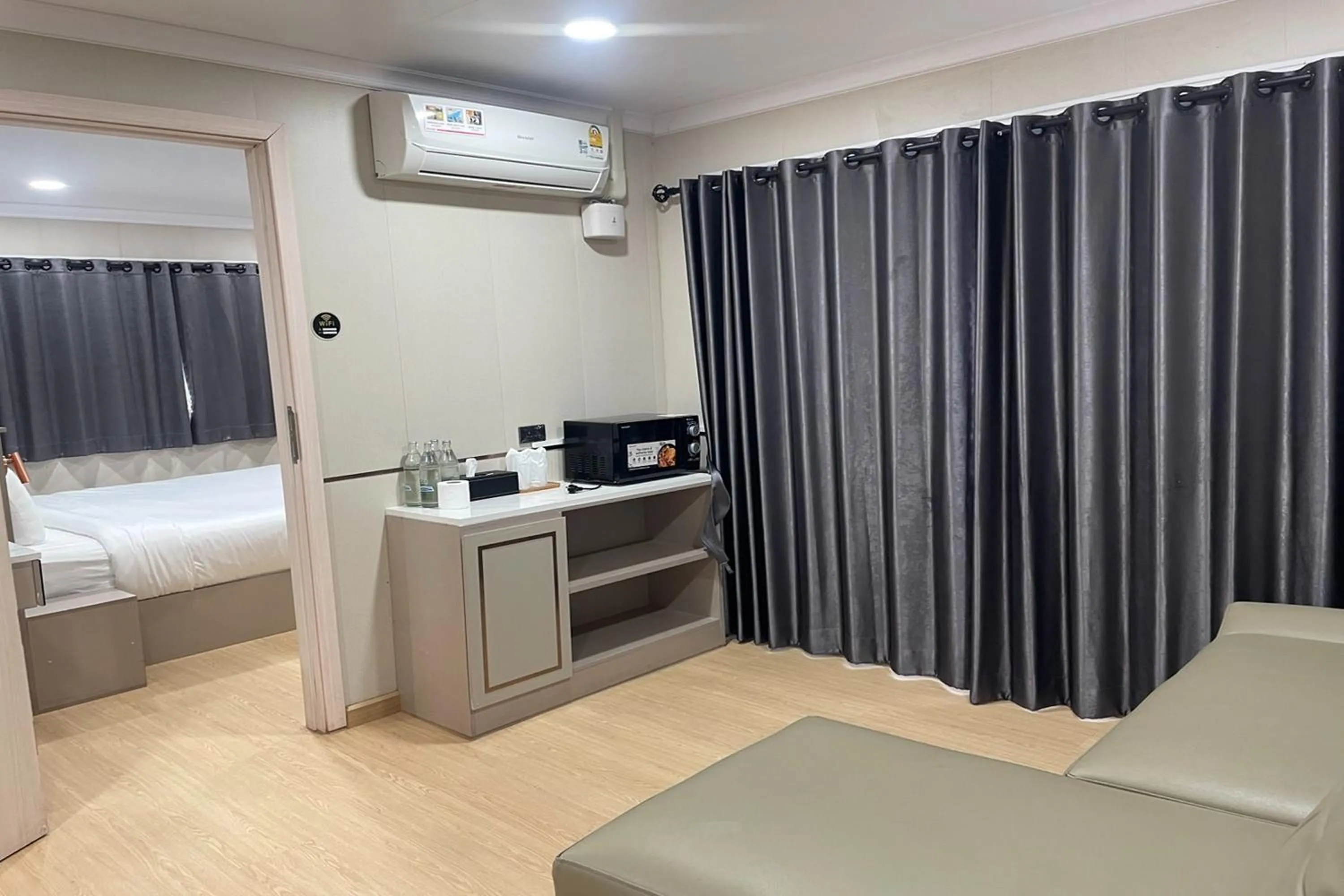 Bedroom, Bed in TJ 4711 Residence