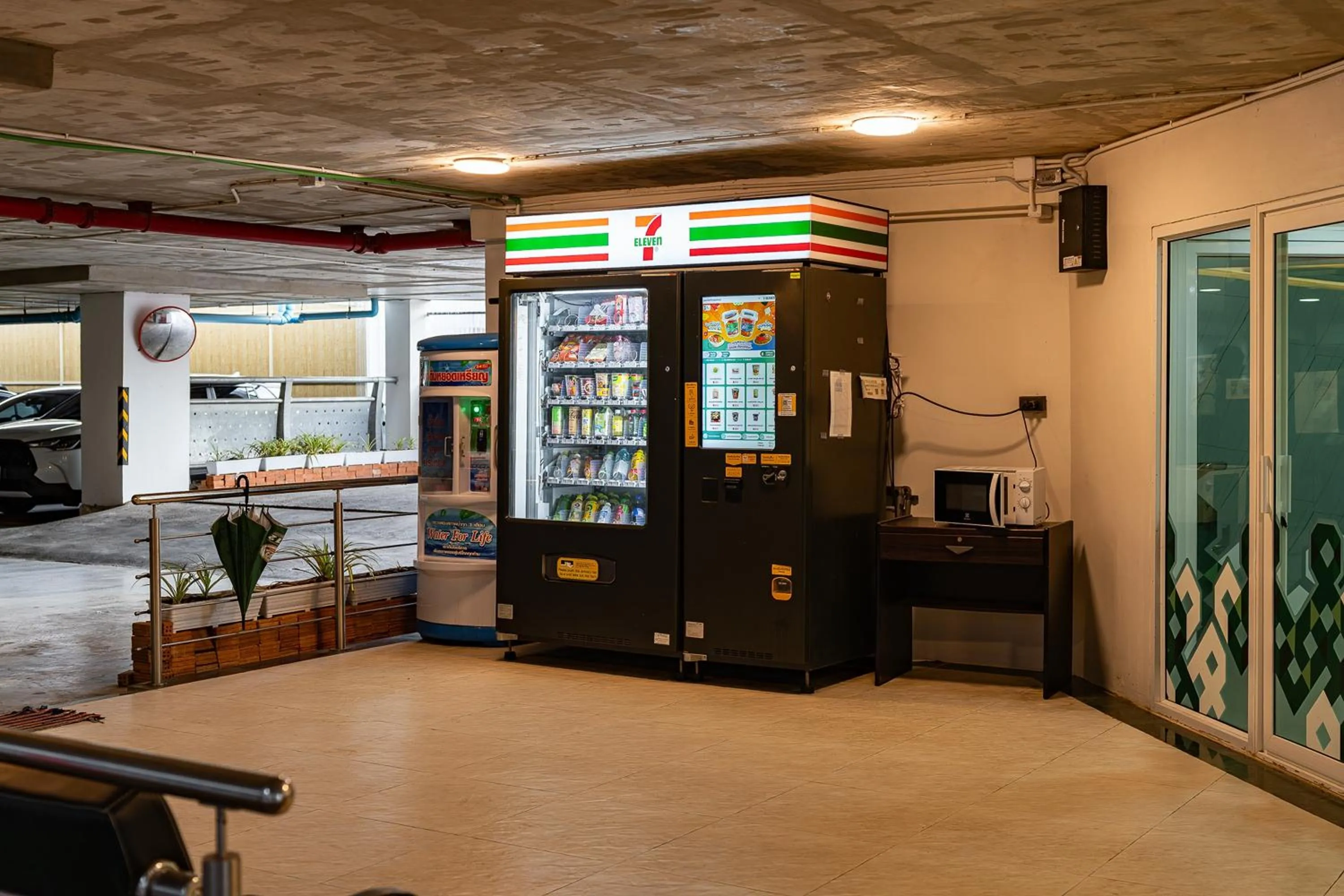 vending machine in TJ 4711 Residence