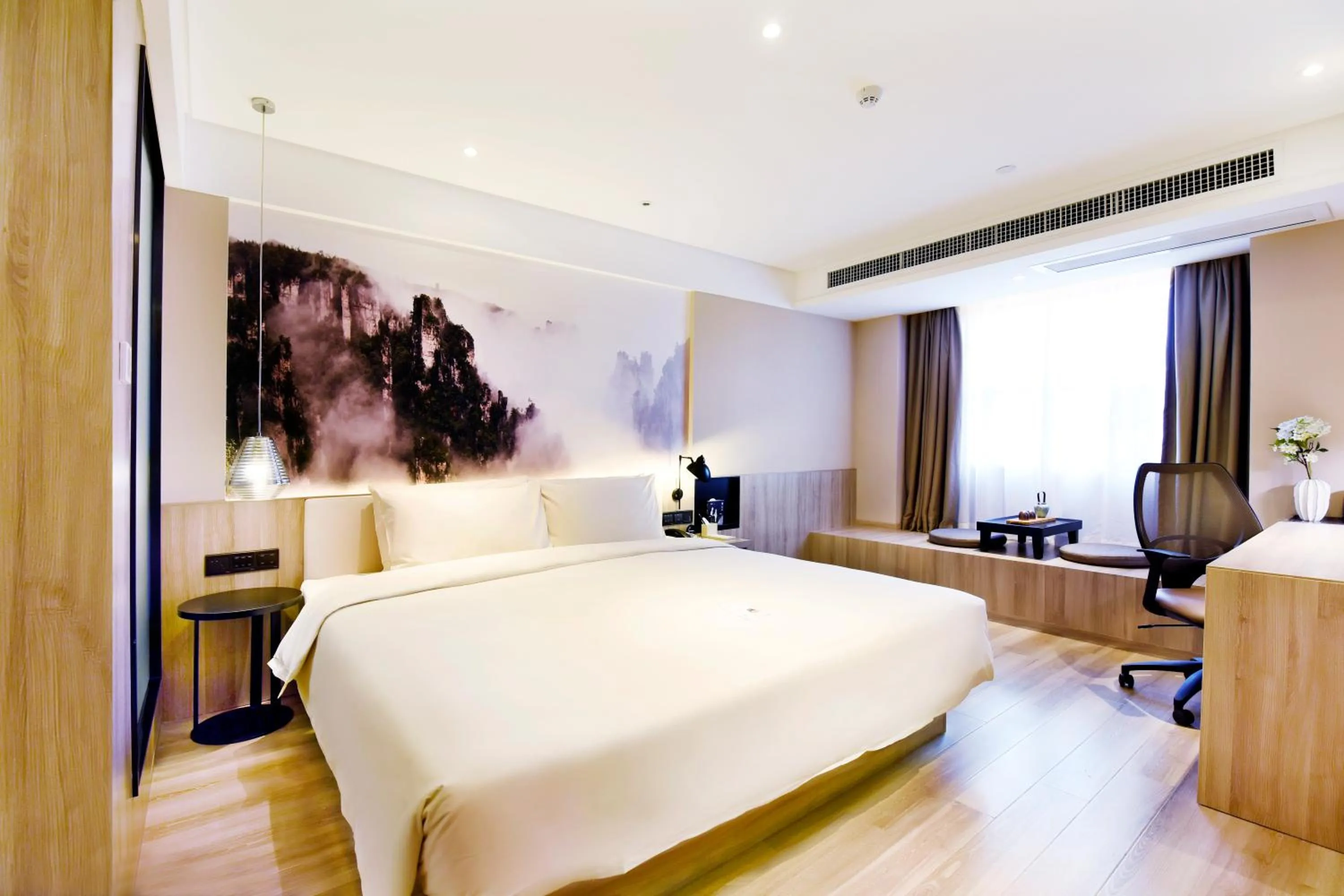 Bed in Atour Hotel Changsha Provincial Government Subway Station