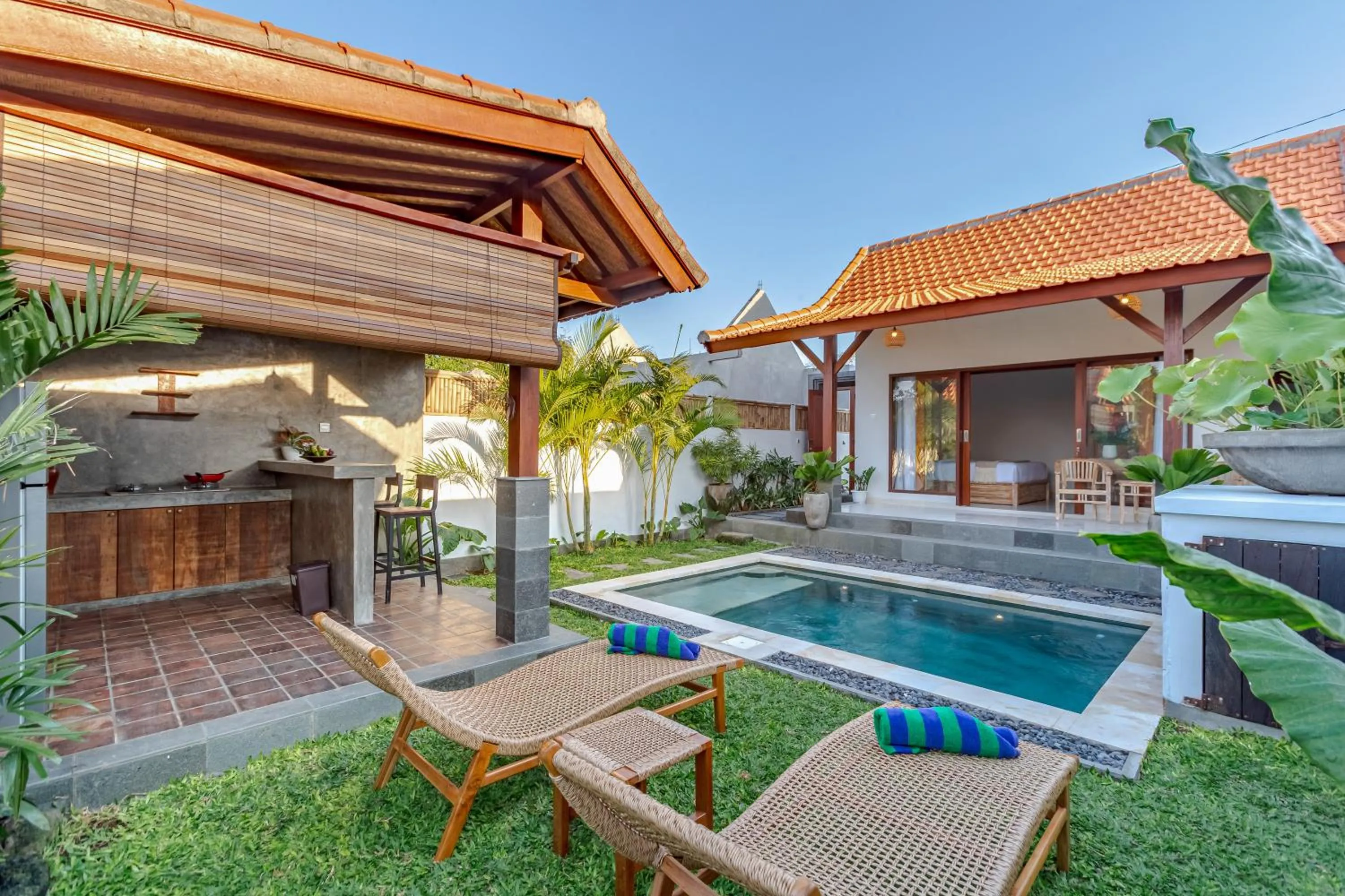 Swimming pool in The Lavana Roemah Juwet Nyanyi Beach