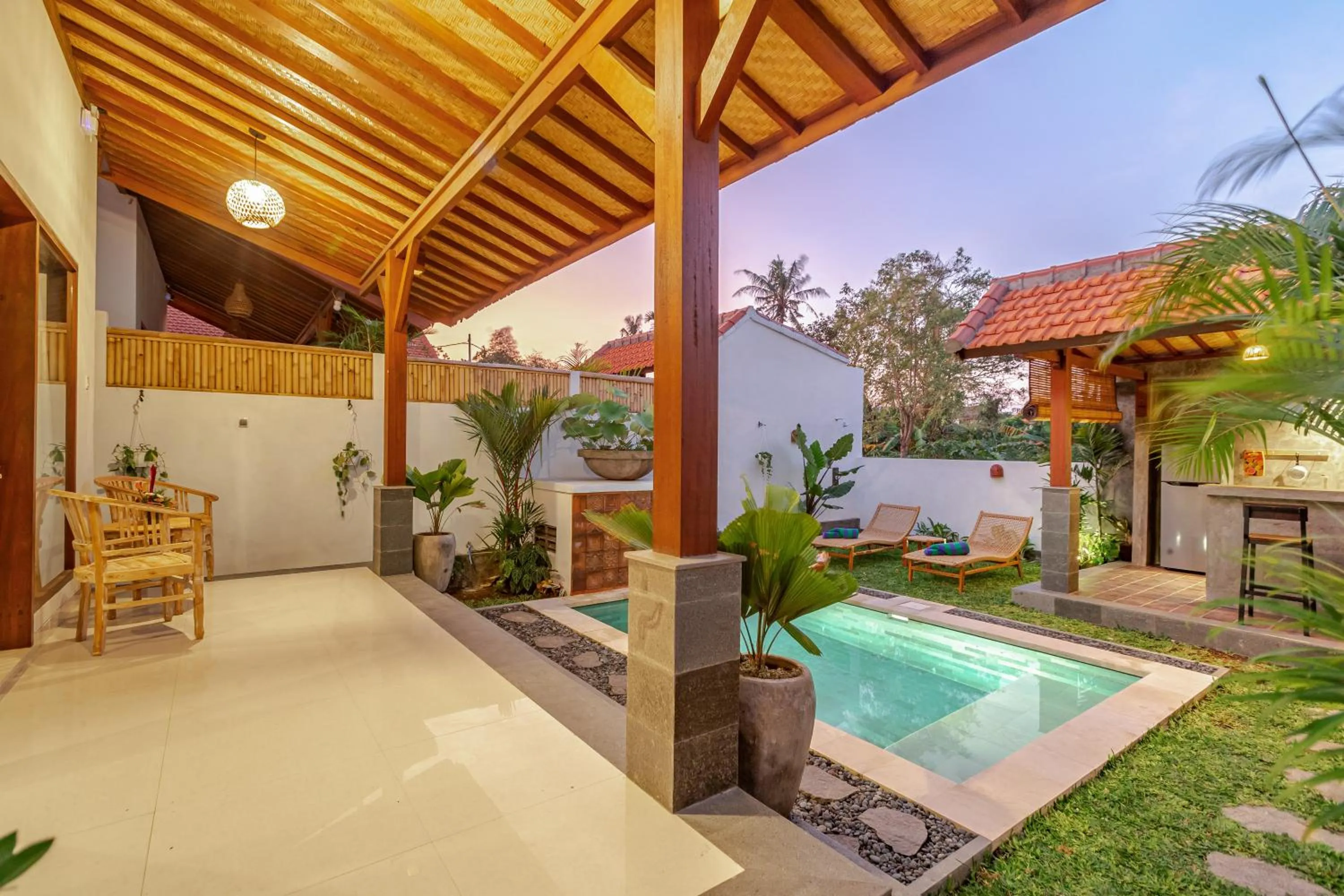 Swimming pool in The Lavana Roemah Juwet Nyanyi Beach