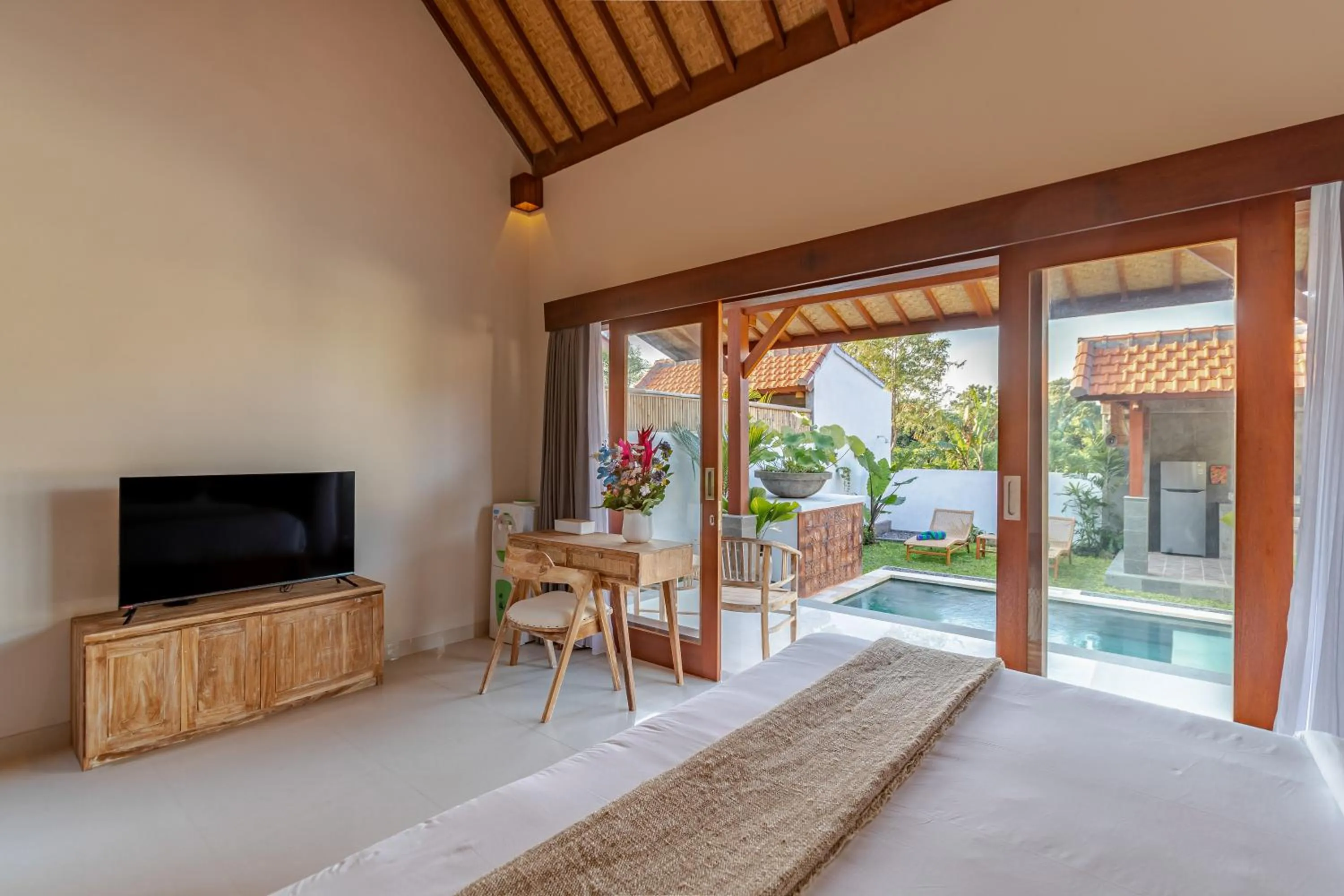 Bedroom, Bed in The Lavana Roemah Juwet Nyanyi Beach