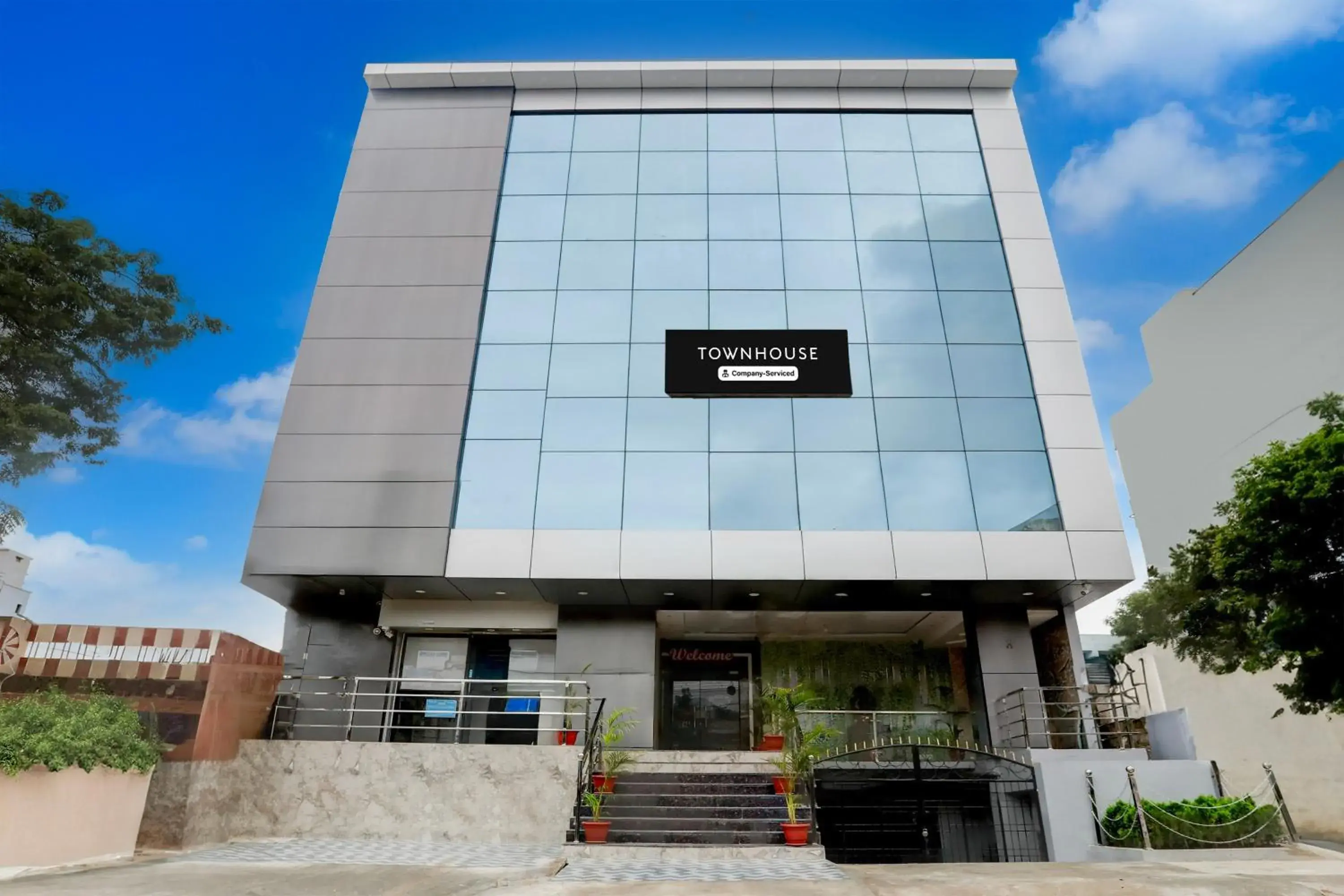 Super Townhouse Khammam Formerly Bluemoon Super Townhouse Khammam Formerly Bluemoon