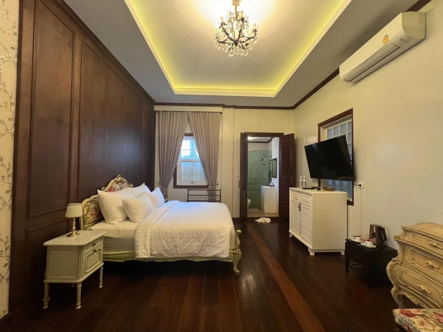 Bedroom, Bed in Casa Der See Boutique House