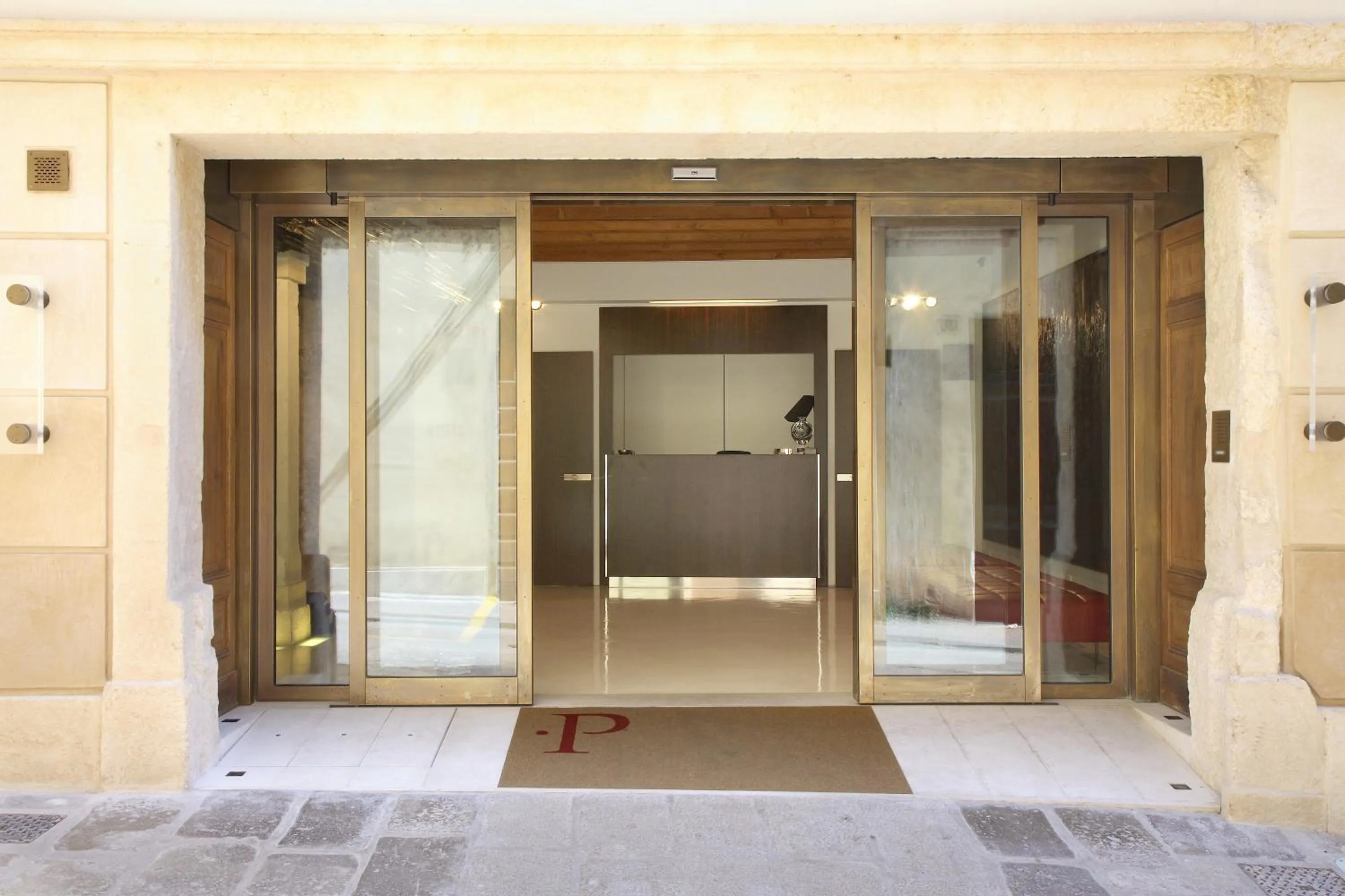 Facade/entrance in Hotel Palladio
