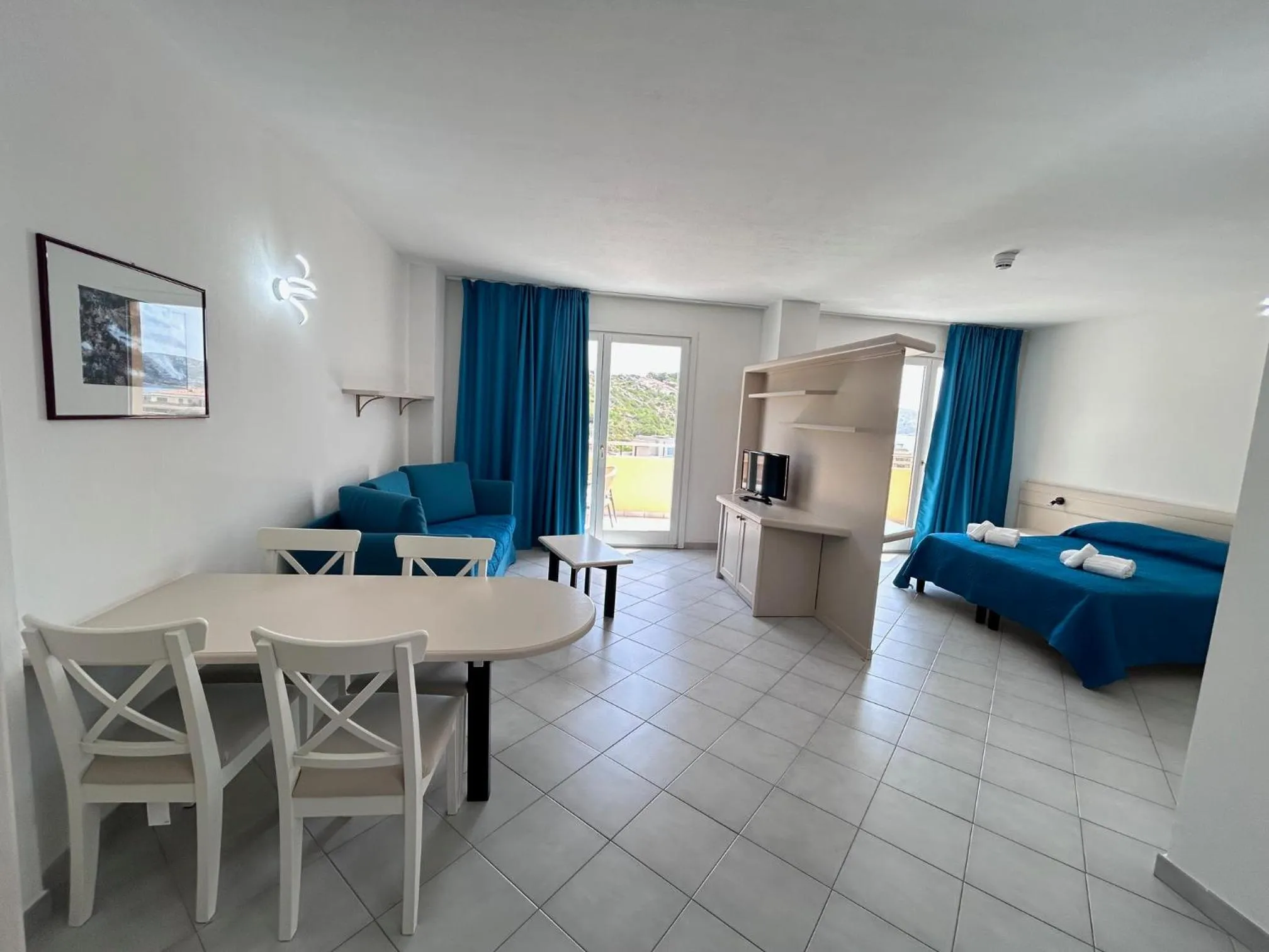 Photo of the whole room, Bed in Hotel Miralonga