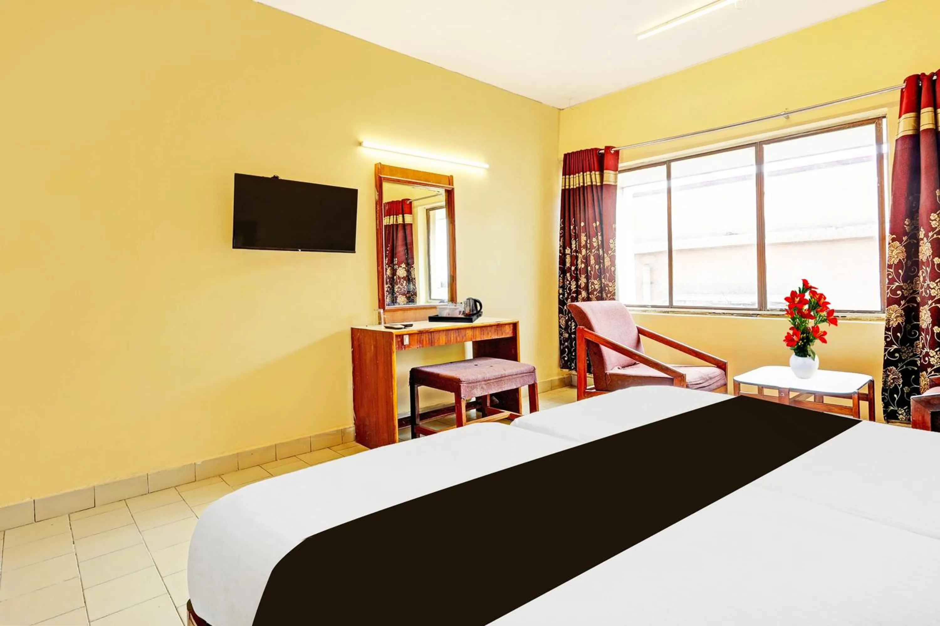 Bedroom, Bed in Hotel O Gajuwaka Near kurmanpalem Formerly SBT