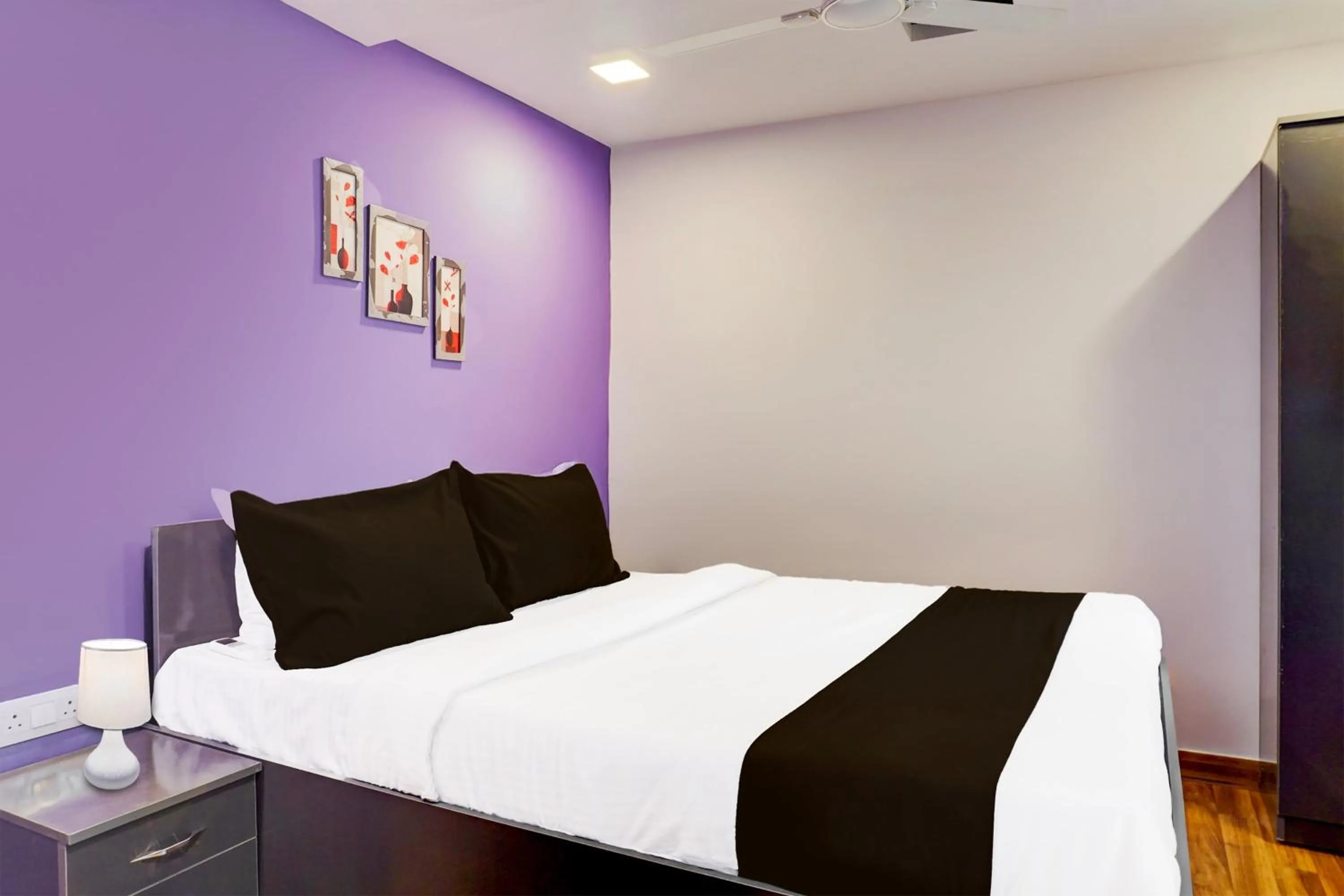 Bedroom, Bed in Super Hotel O Bopodi Near Pune IT Park