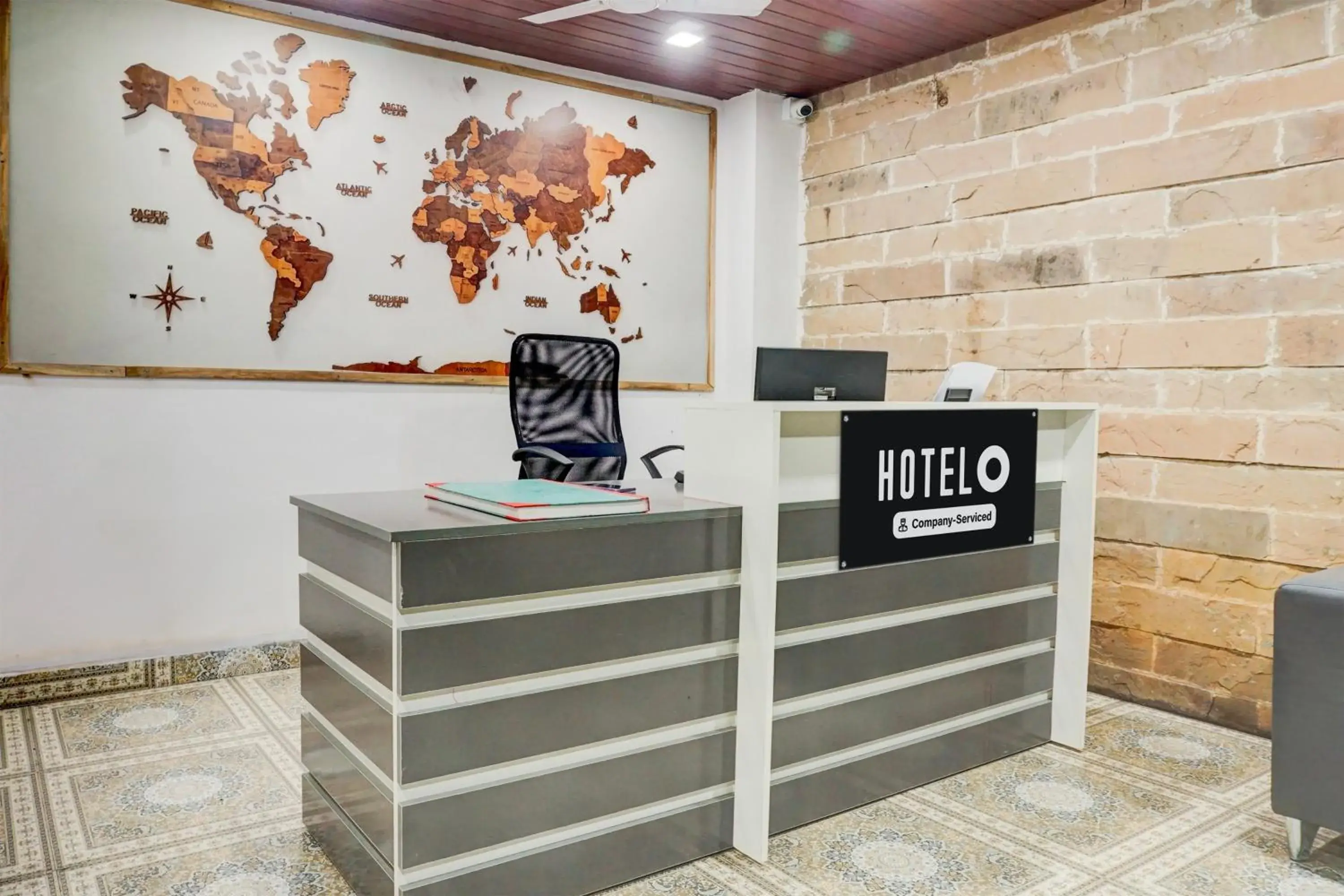 Lobby or reception in Super Hotel O Bopodi Near Pune IT Park Lobby or reception in Super Hotel O Bopodi Near Pune IT Park