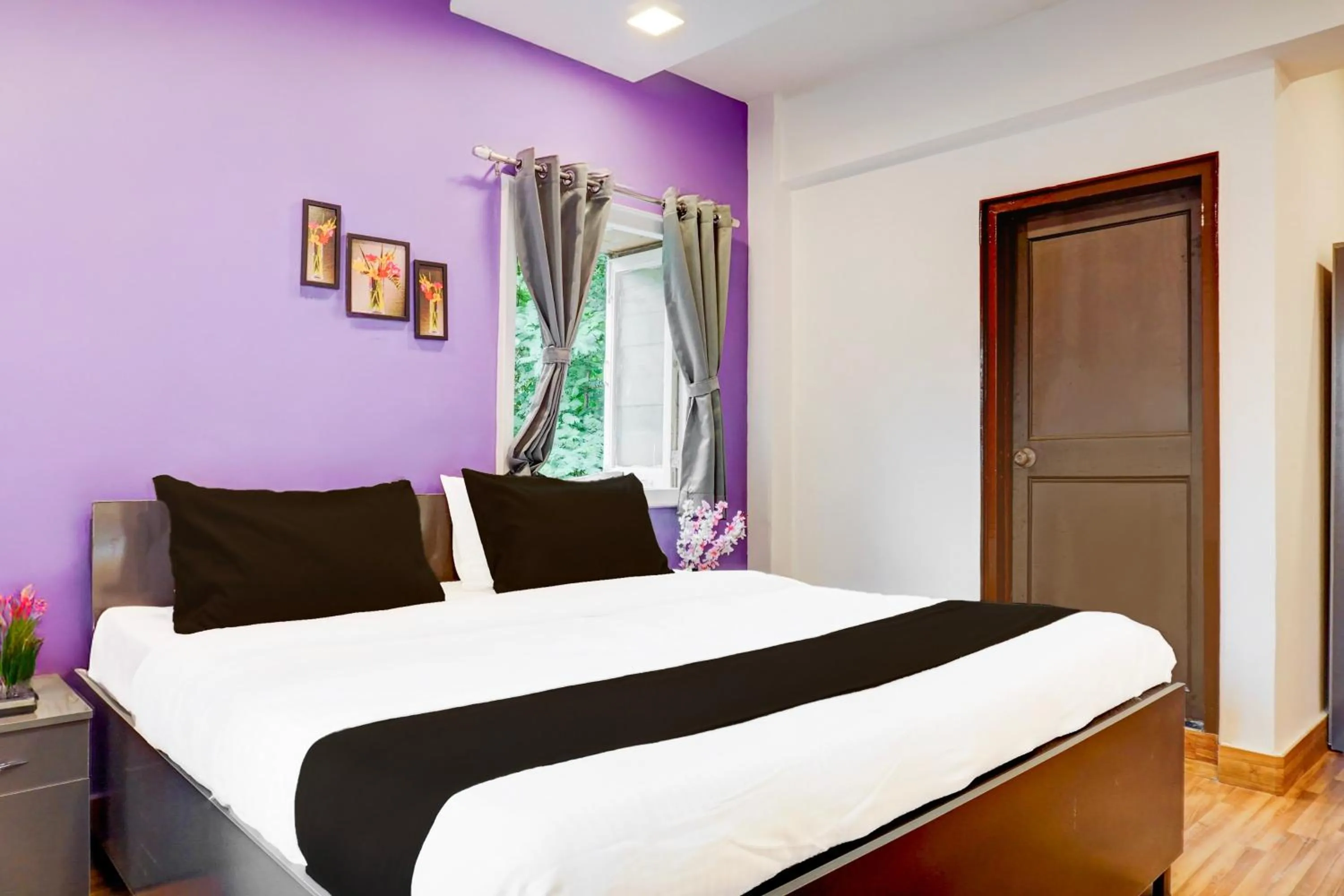 Bedroom, Bed in Super Hotel O Bopodi Near Pune IT Park