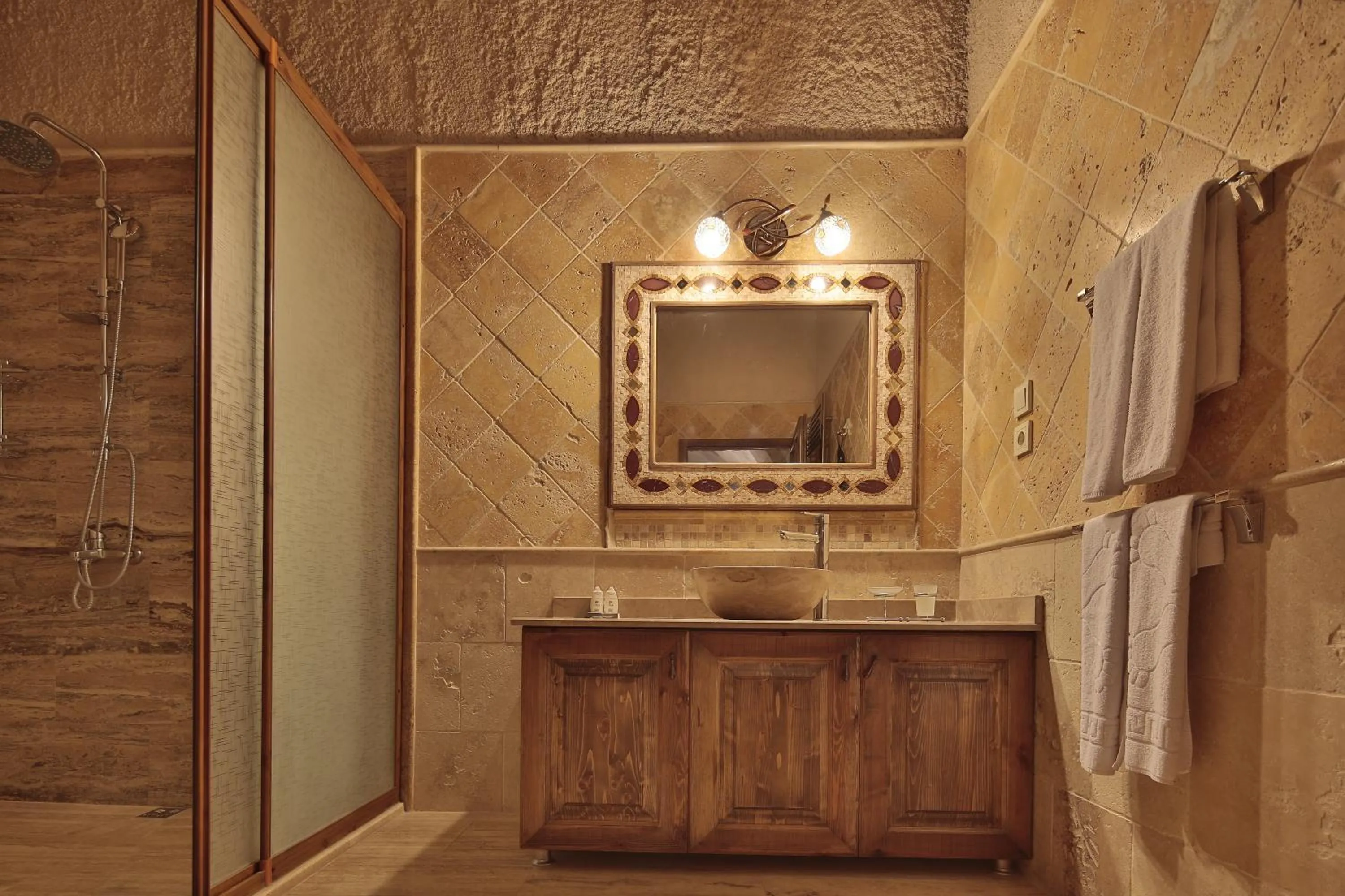 Other in My Cave La Maison Du Reve