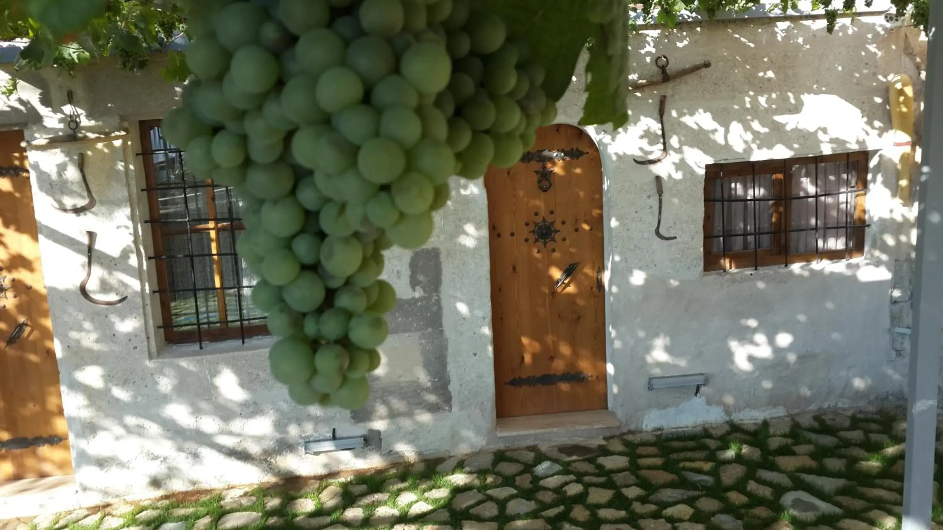 Property building in My Cave La Maison Du Reve Property building in My Cave La Maison Du Reve