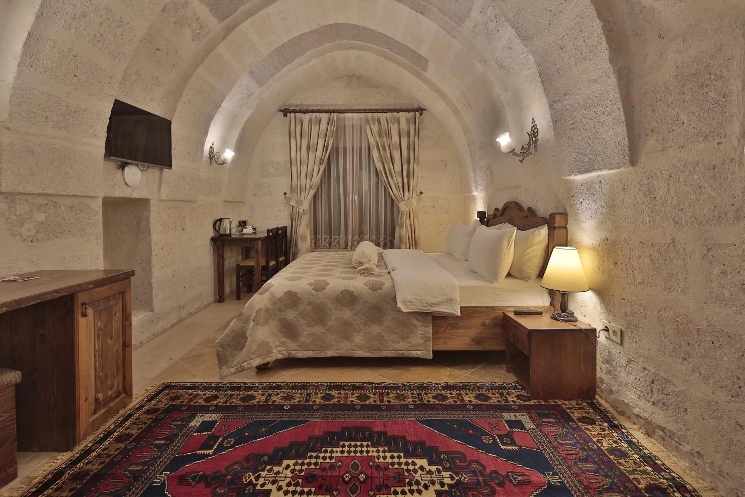 Photo of the whole room, Bed in My Cave La Maison Du Reve