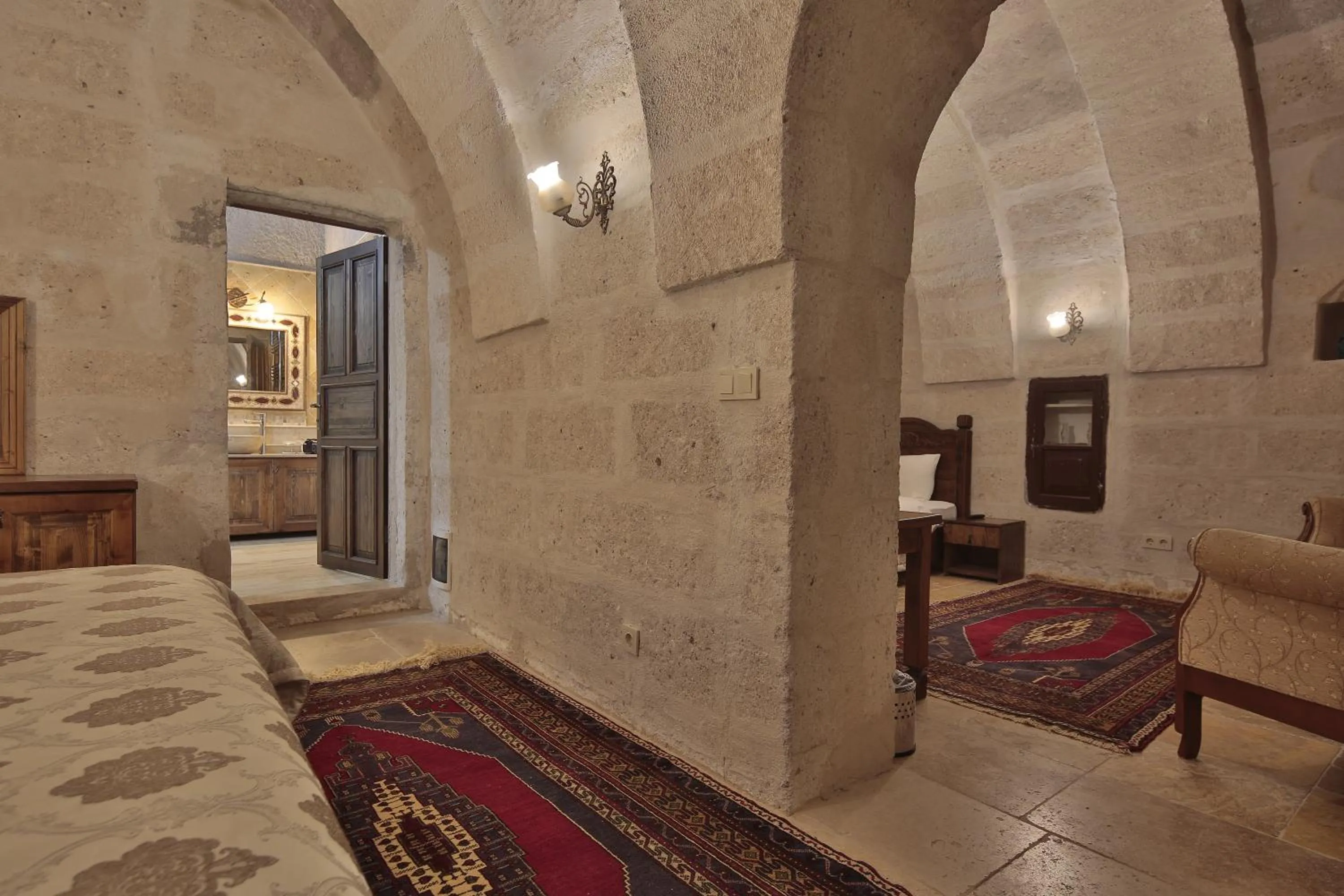 Other in My Cave La Maison Du Reve