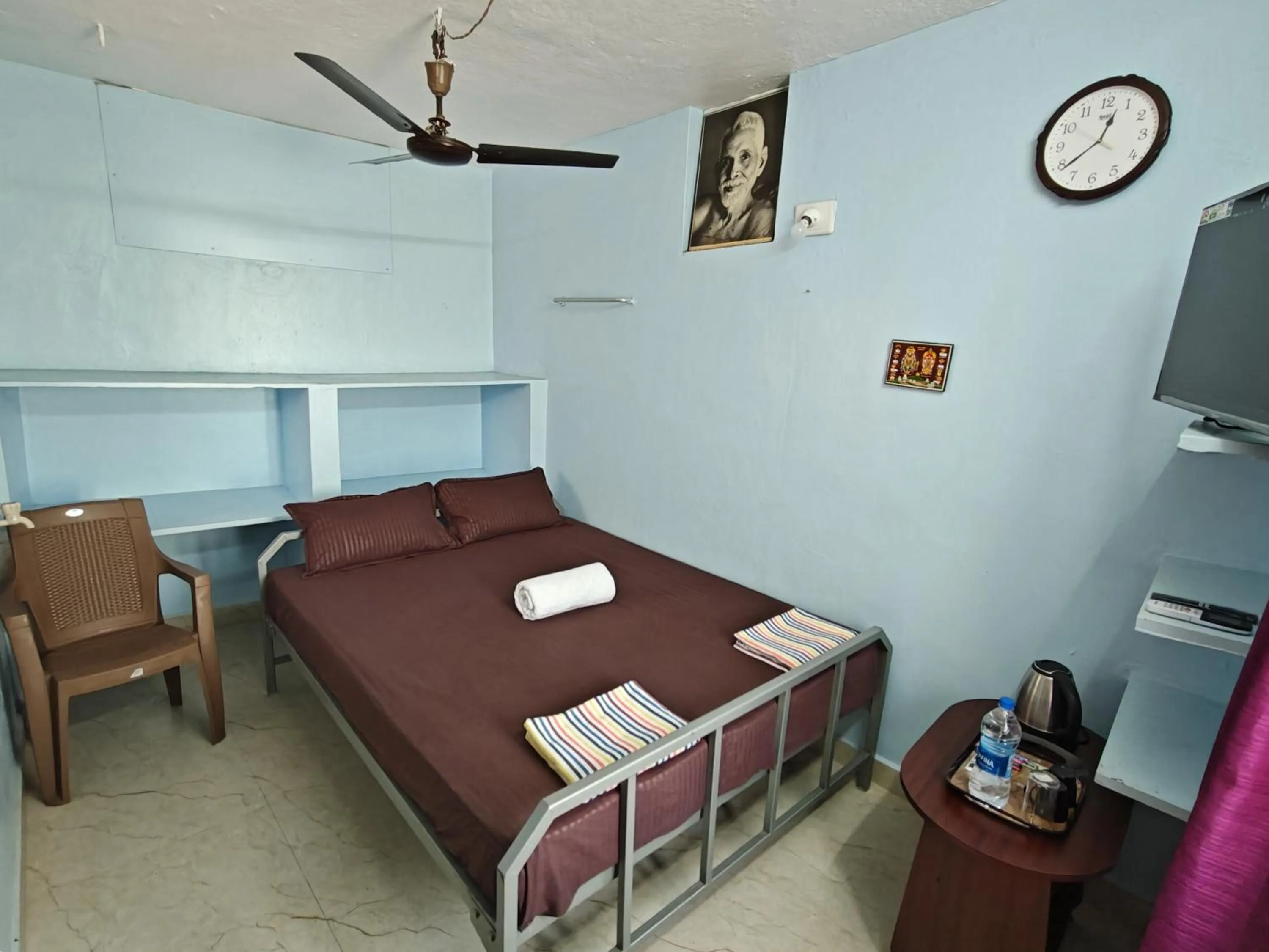 Double Room with Terrace - single occupancy in Aalaya Homestay