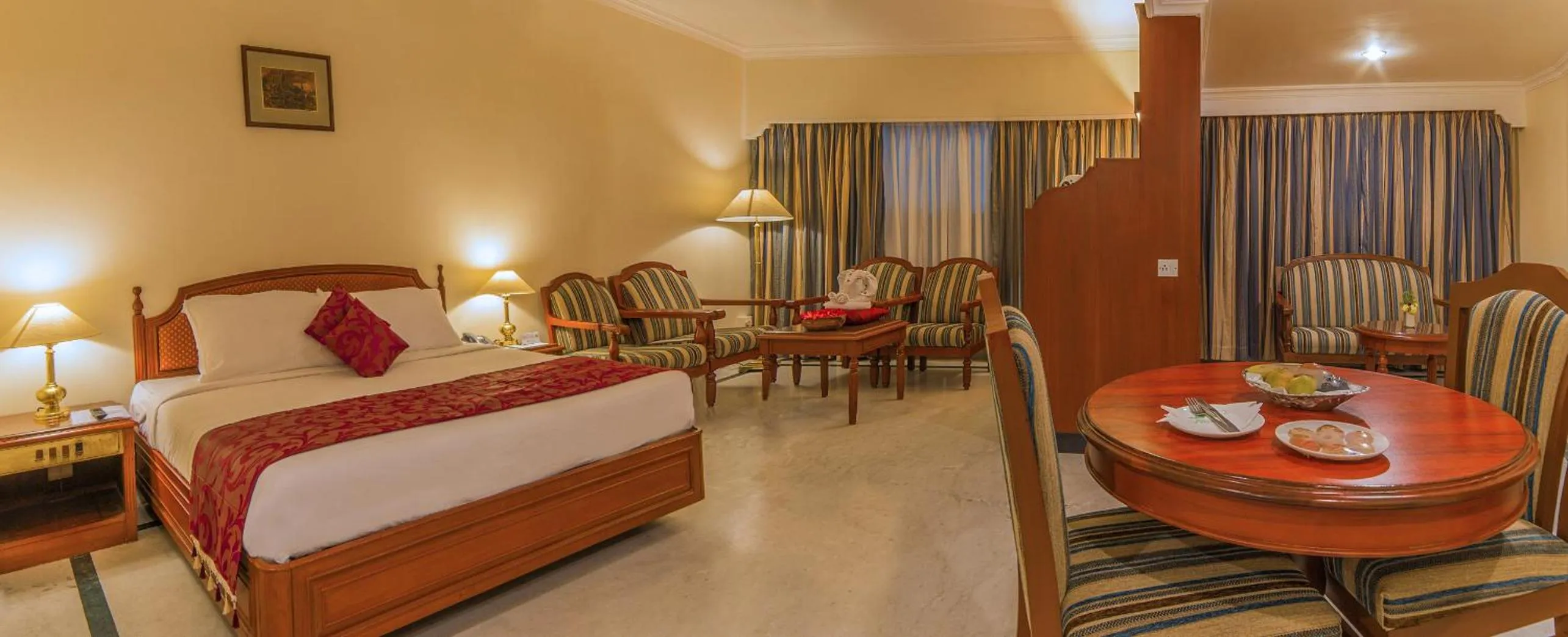 Photo of the whole room, Bed in Hotel Annamalai International