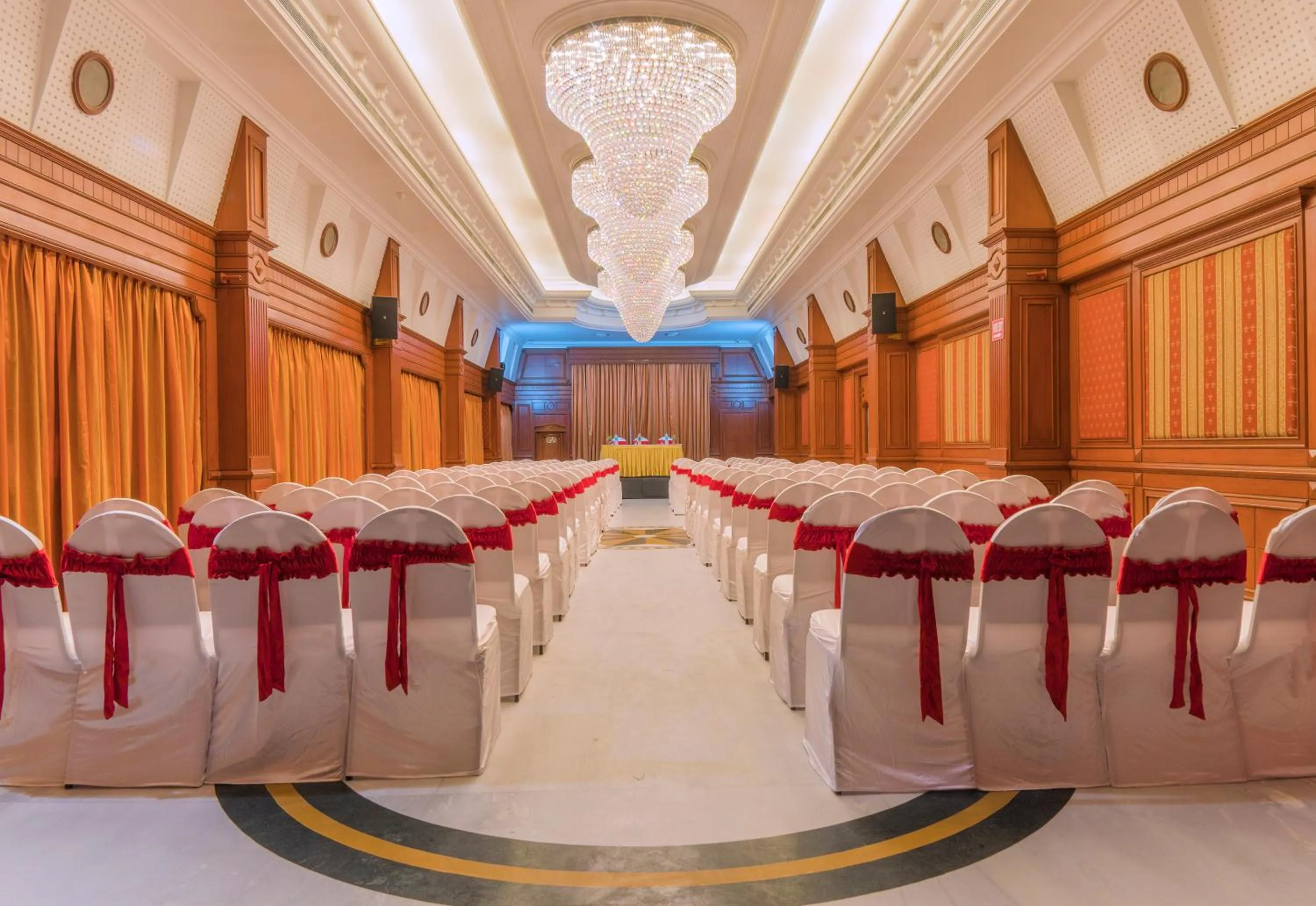 Banquet/Function facilities in Hotel Annamalai International