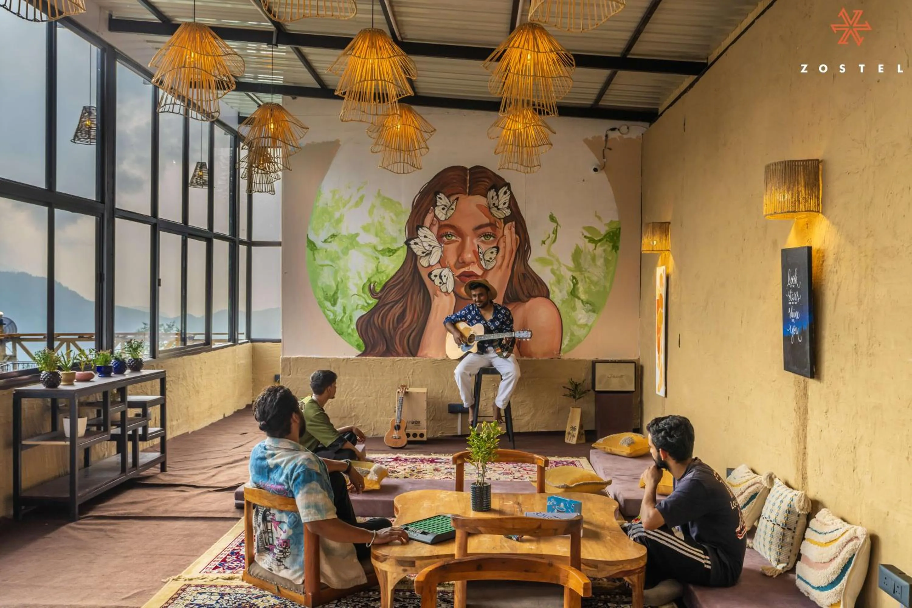 Restaurant/places to eat in Zostel Shoja, Jibhi