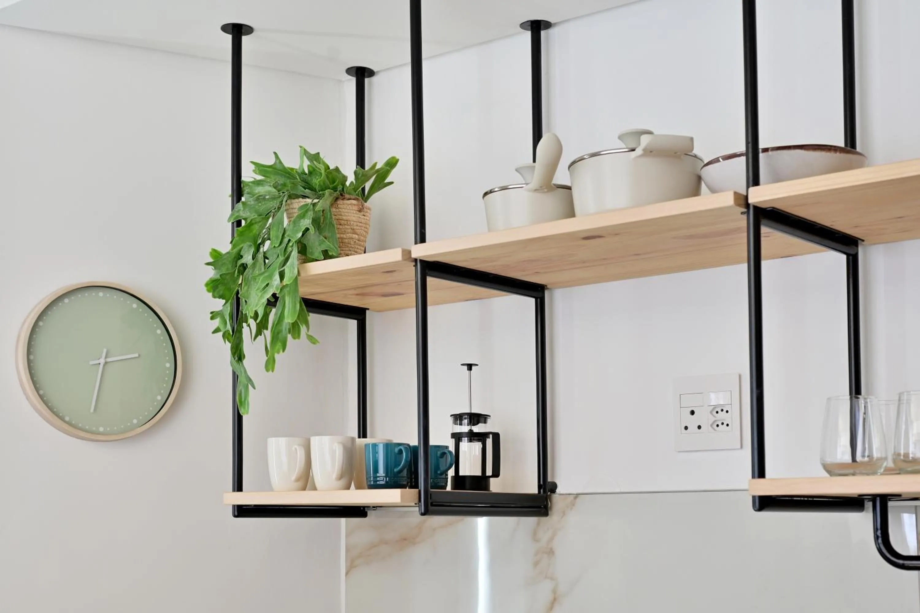 Coffee/tea facilities in EIGHTY2 ON M - Fluent Serviced Apartments