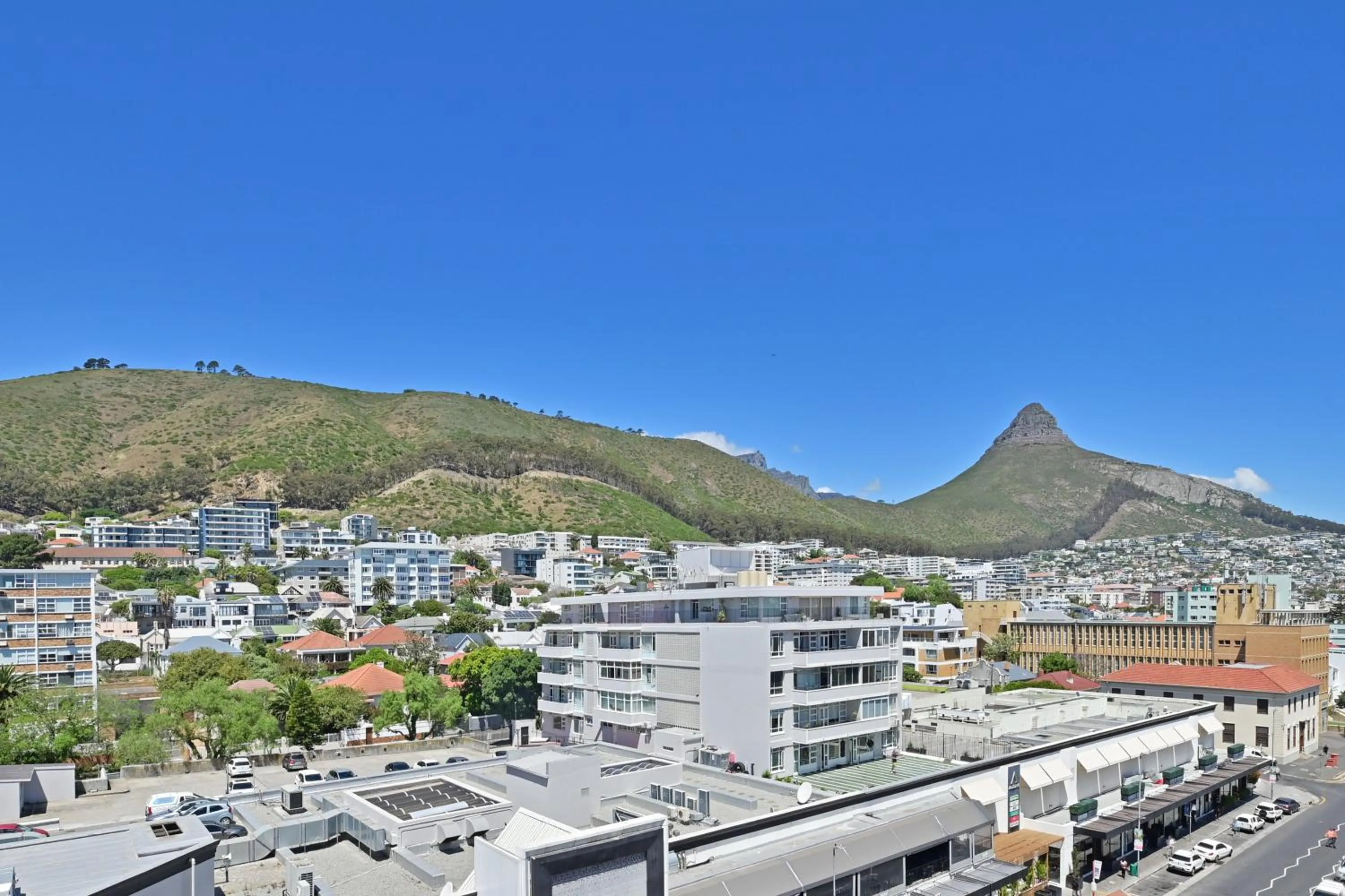 Natural landscape in EIGHTY2 ON M - Fluent Serviced Apartments