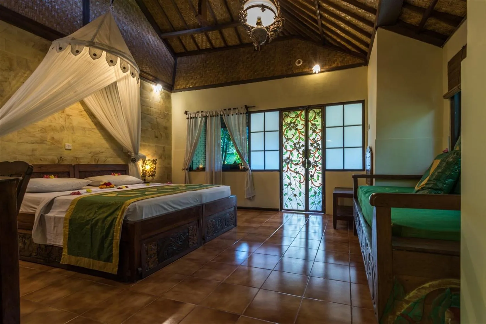 Bedroom, Bed in Hotel Pondok Sari Beach & SPA Resort