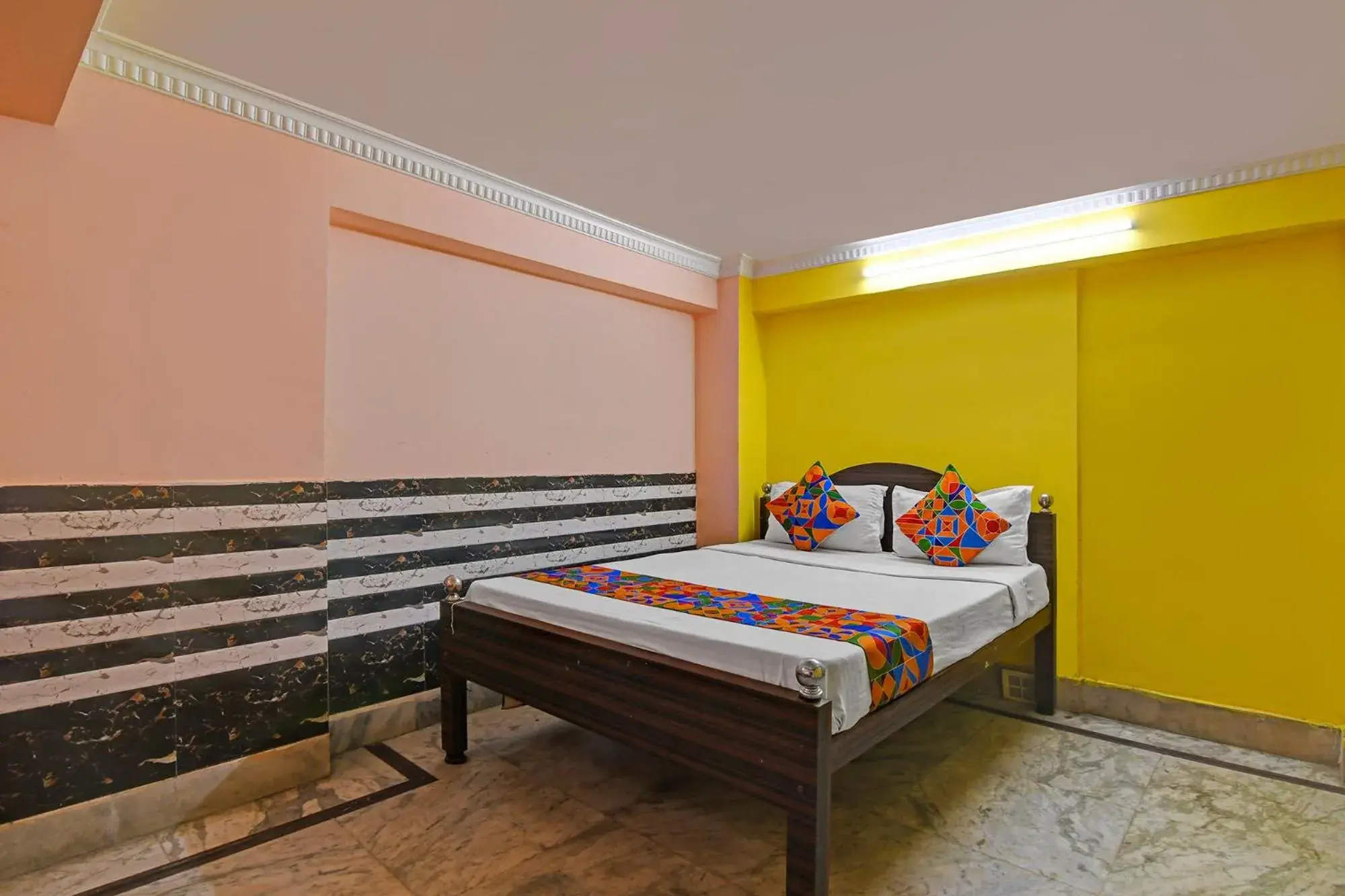 Bed in FabHotel Relyef Inn Bed in FabHotel Relyef Inn