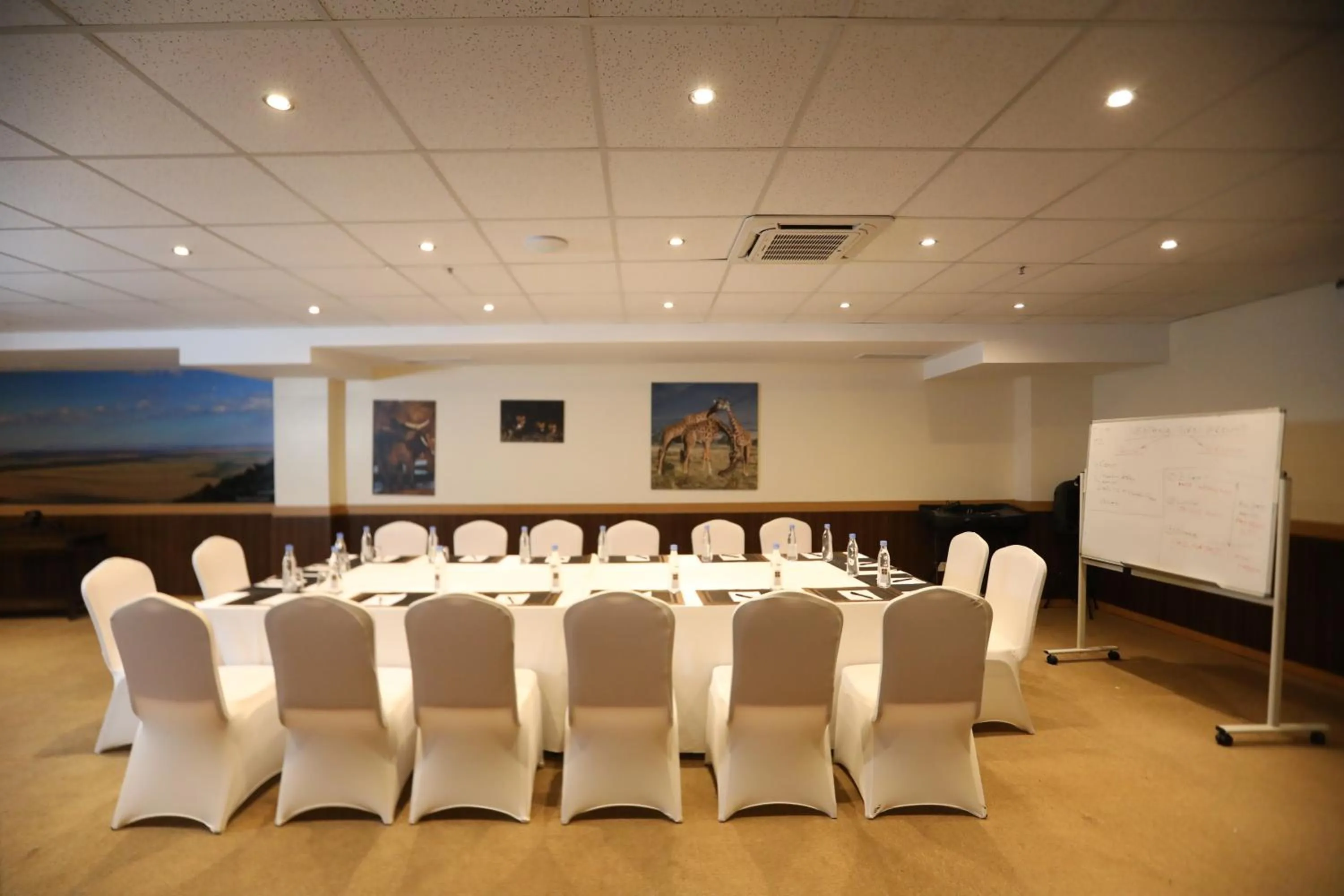 Business facilities in Bidwood Suite Hotel