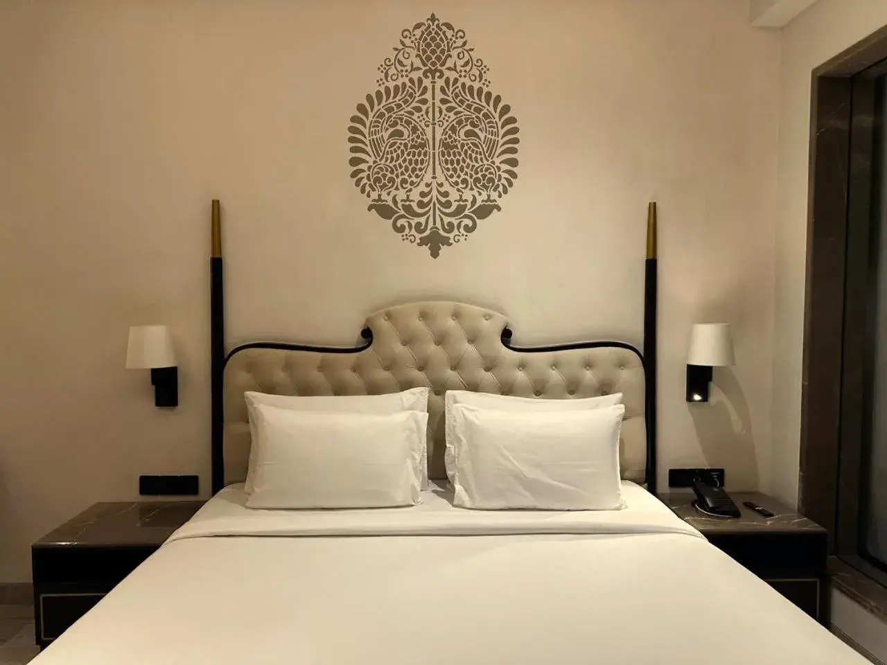 Bed in Akino Luxury Bed in Akino Luxury