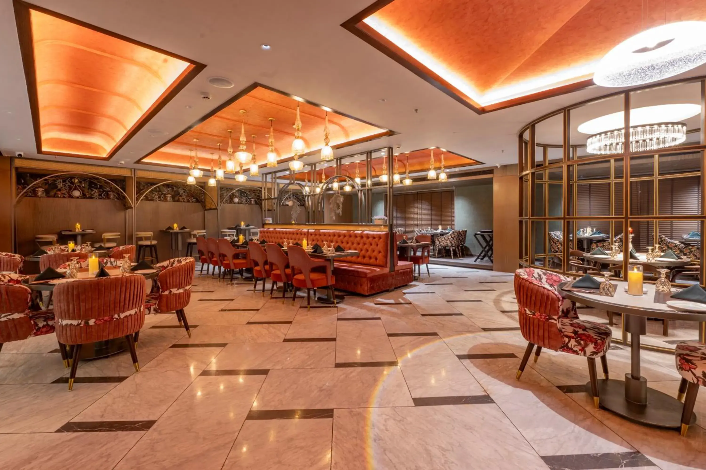 Restaurant/places to eat in Akino Luxury Restaurant/places to eat in Akino Luxury