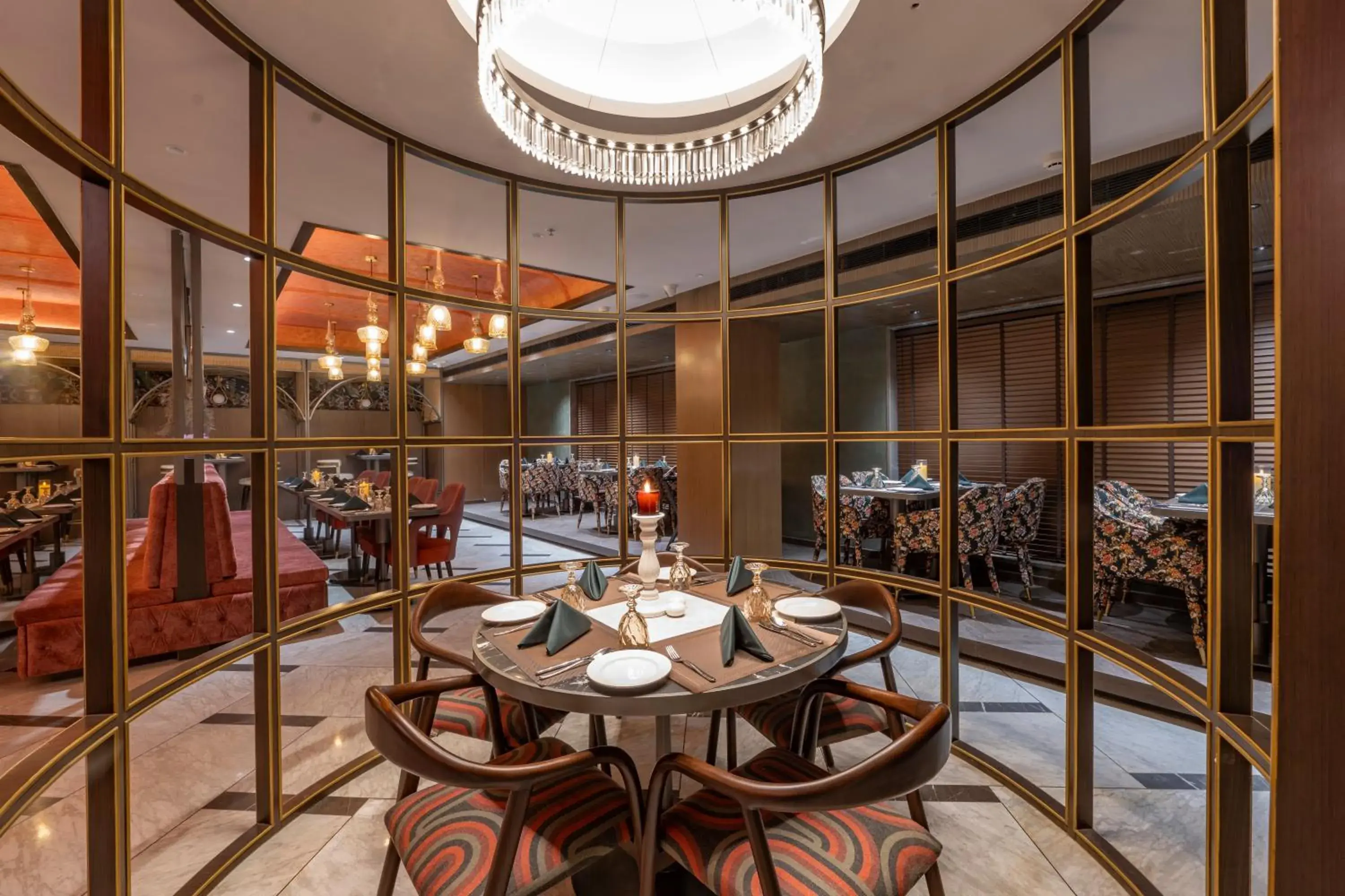 Restaurant/places to eat in Akino Luxury Restaurant/places to eat in Akino Luxury