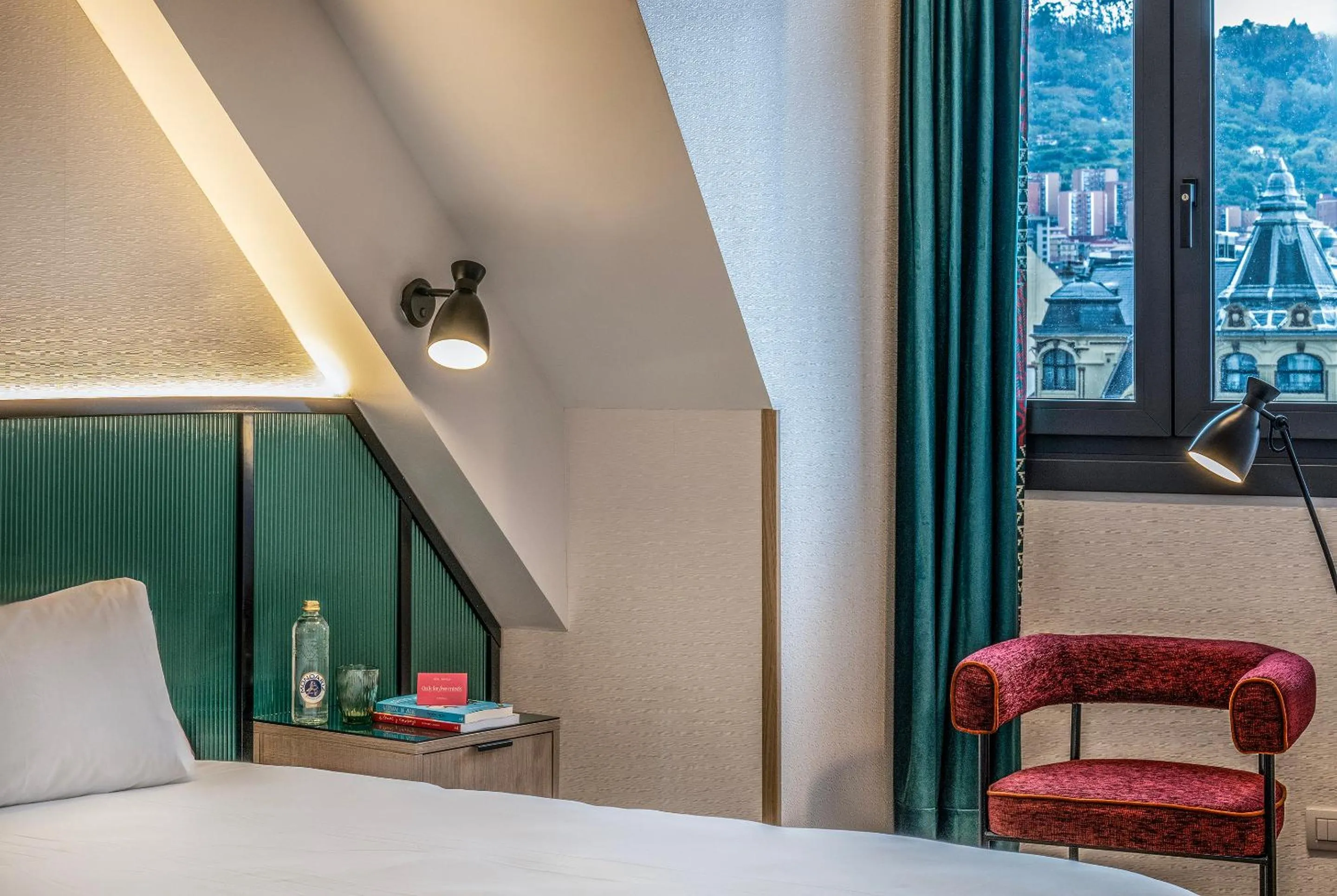 Bedroom, Bed in Axel Hotel Bilbao - Adults Only