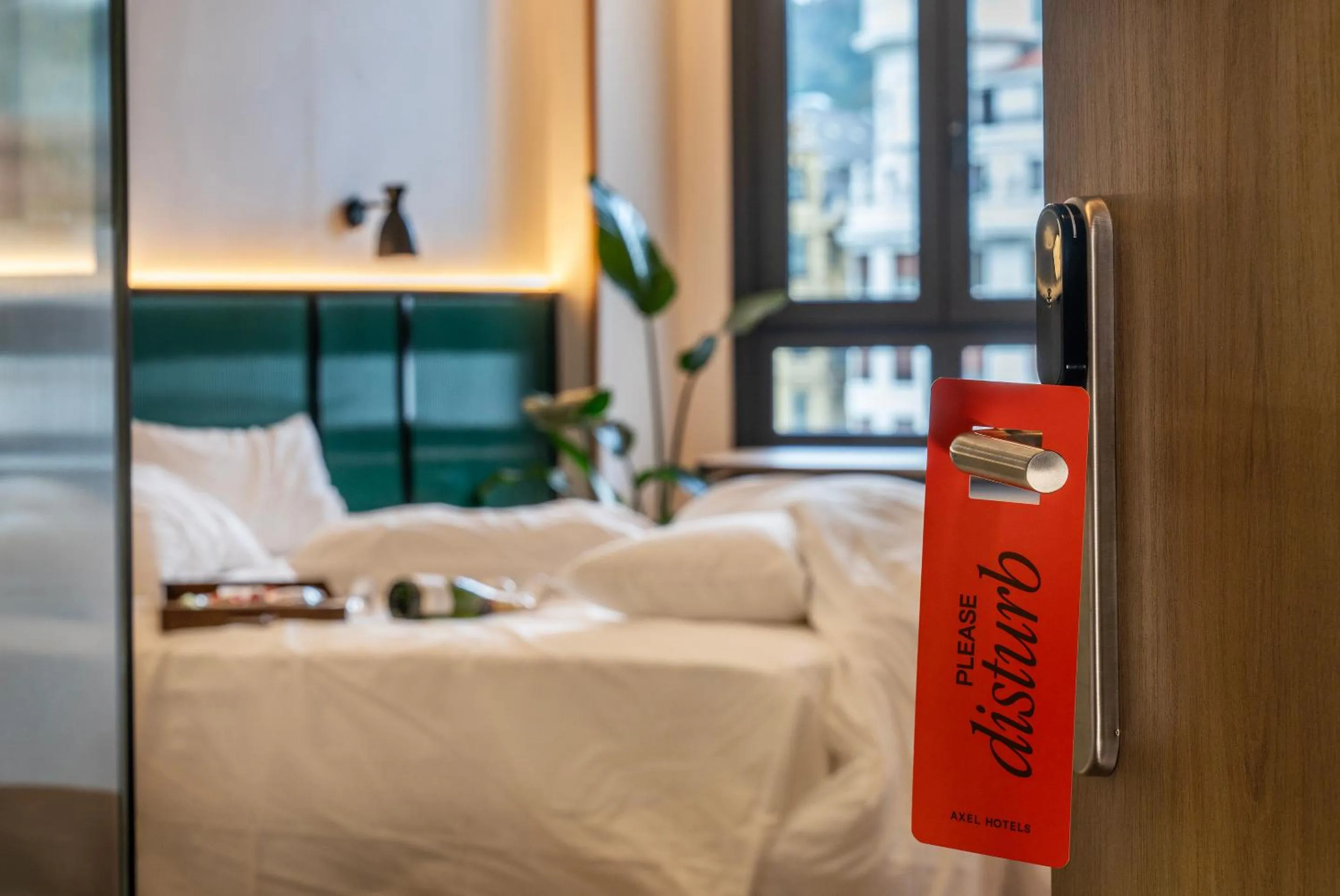 Decorative detail, Bed in Axel Hotel Bilbao - Adults Only