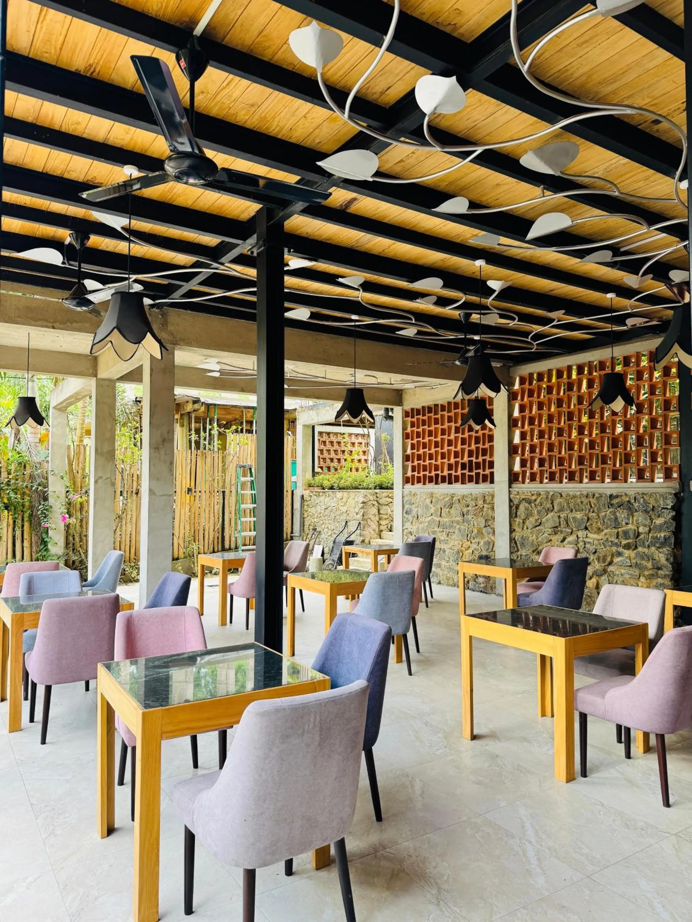 Restaurant/places to eat in The Feel Luxury Boutique Hotel Ella