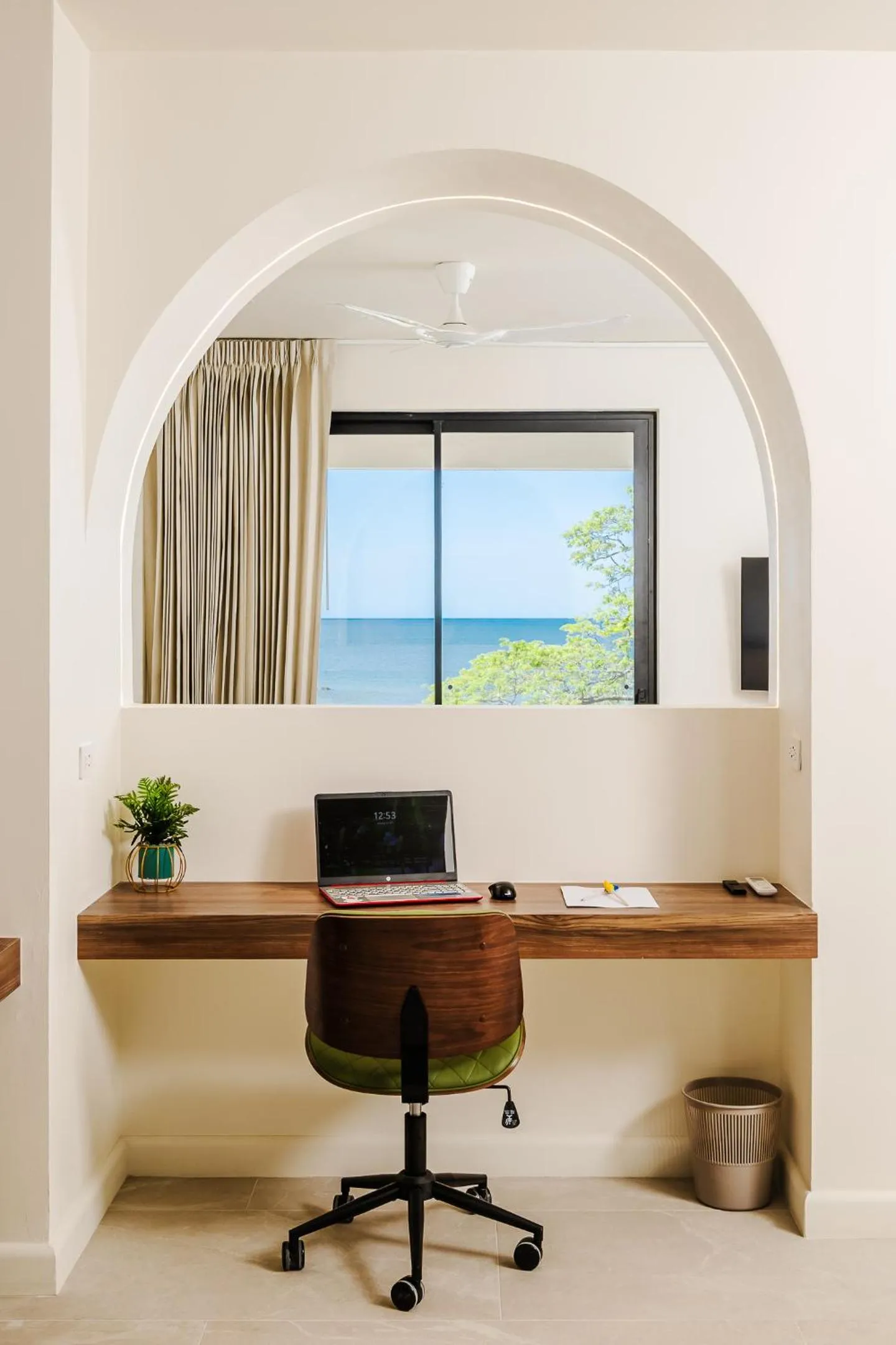 Seating area in Iguana Surf Camp