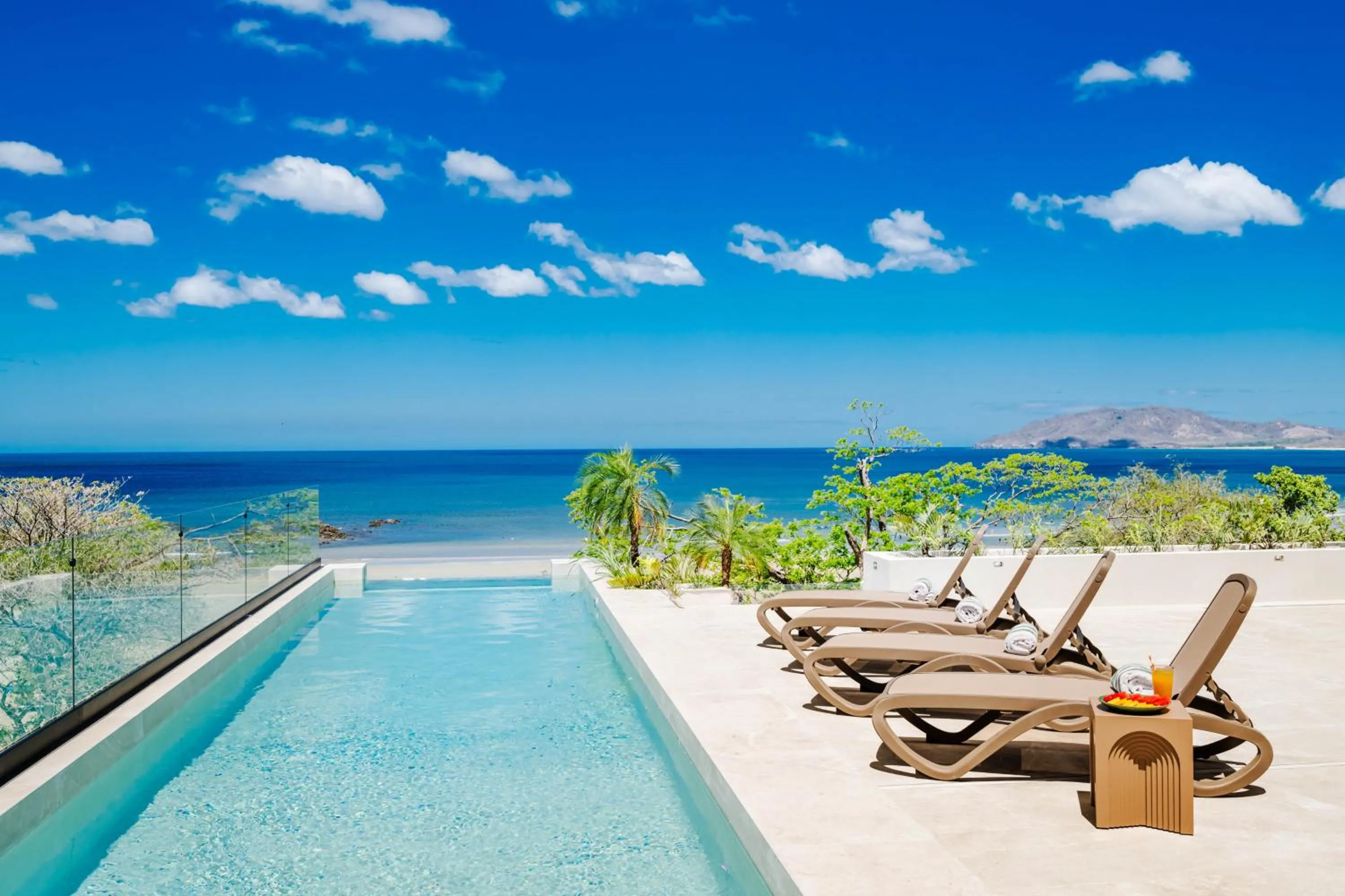 Pool view in Iguana Surf Camp