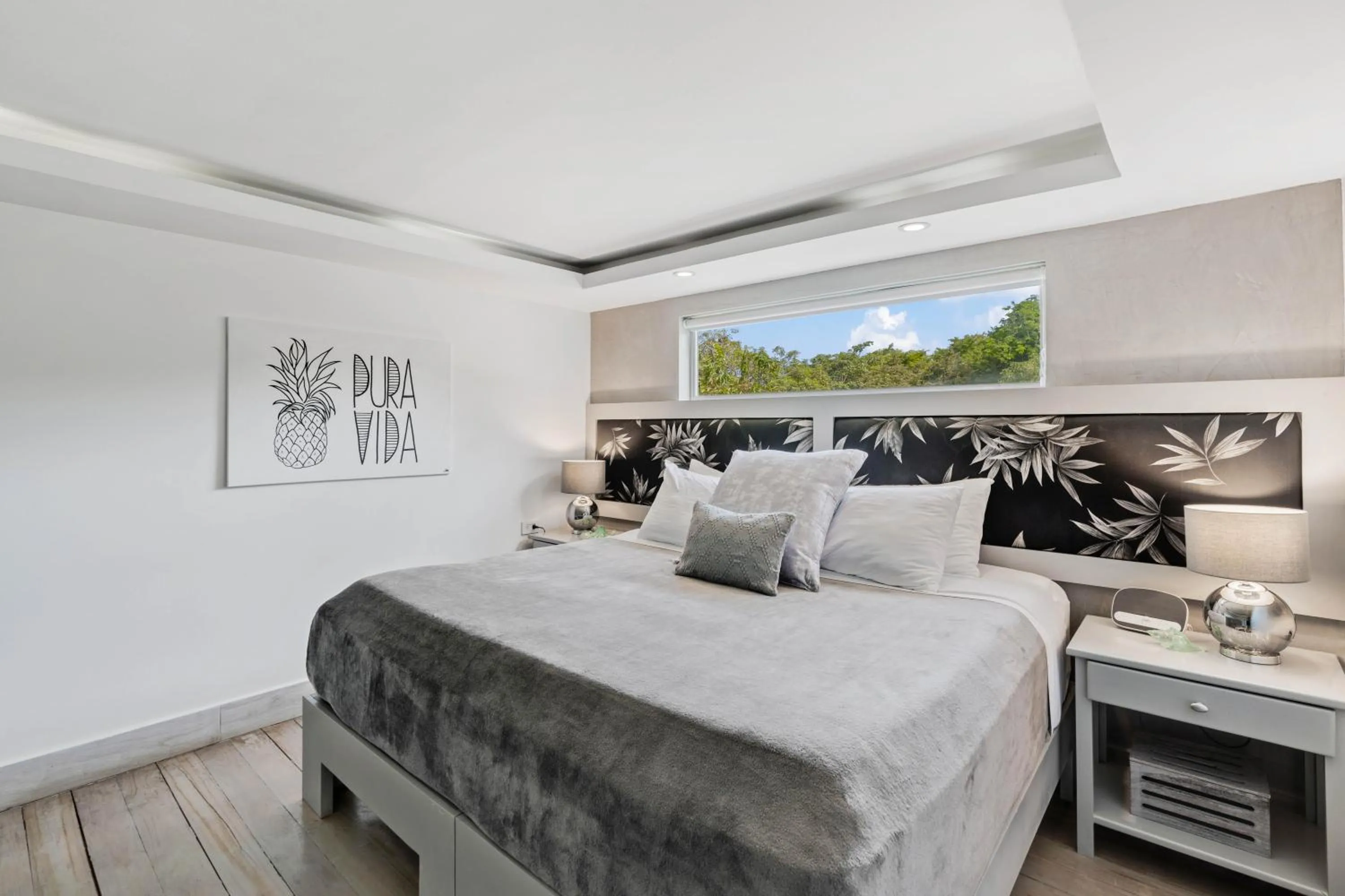 Bed in Iguana Surf Camp