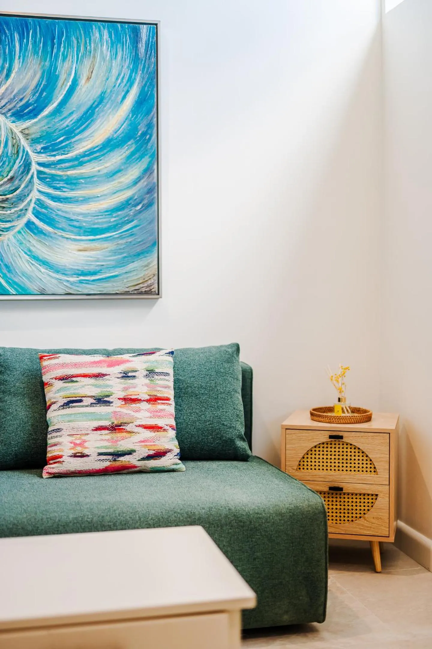 Living room in Iguana Surf Camp