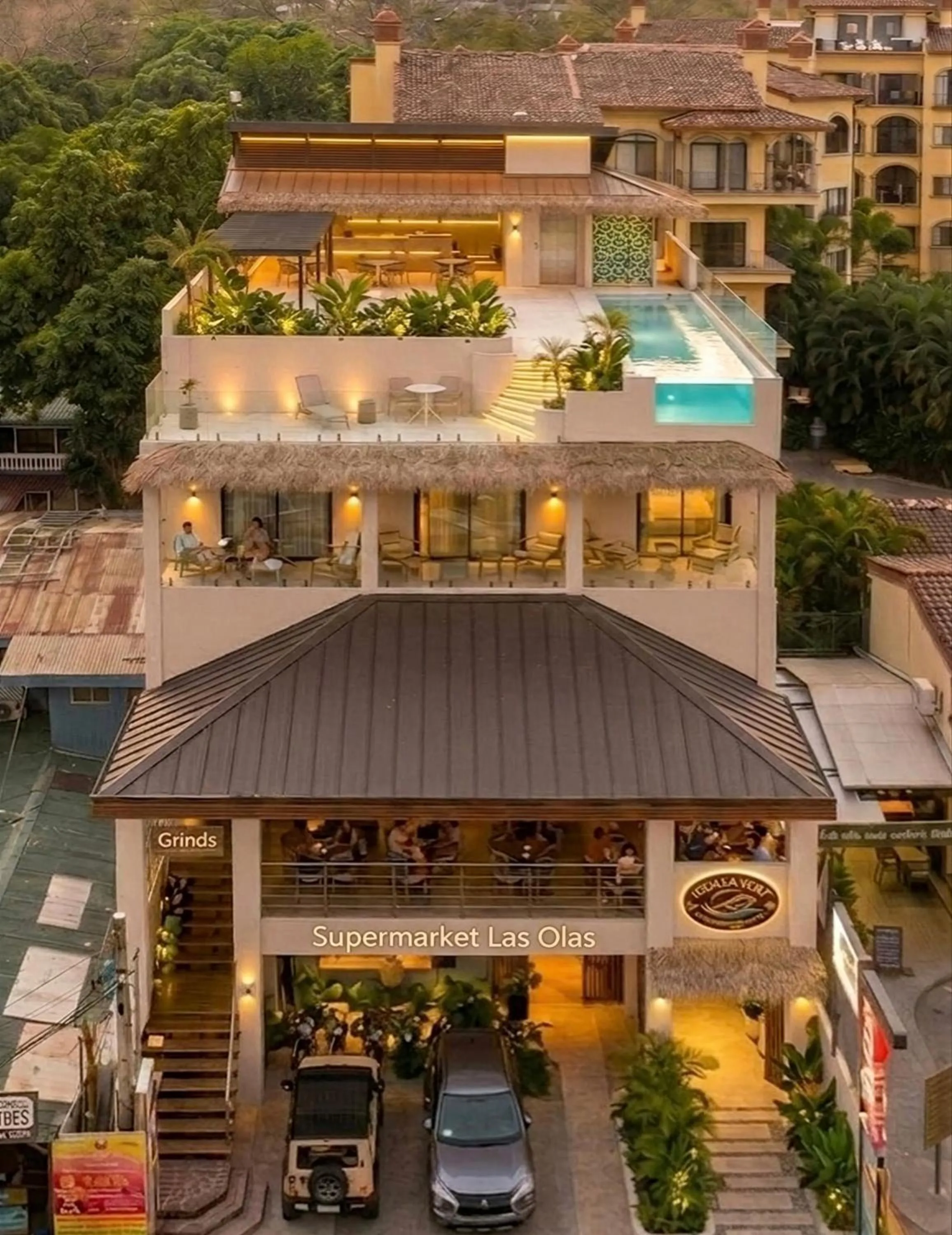 Property building in Iguana Surf Camp
